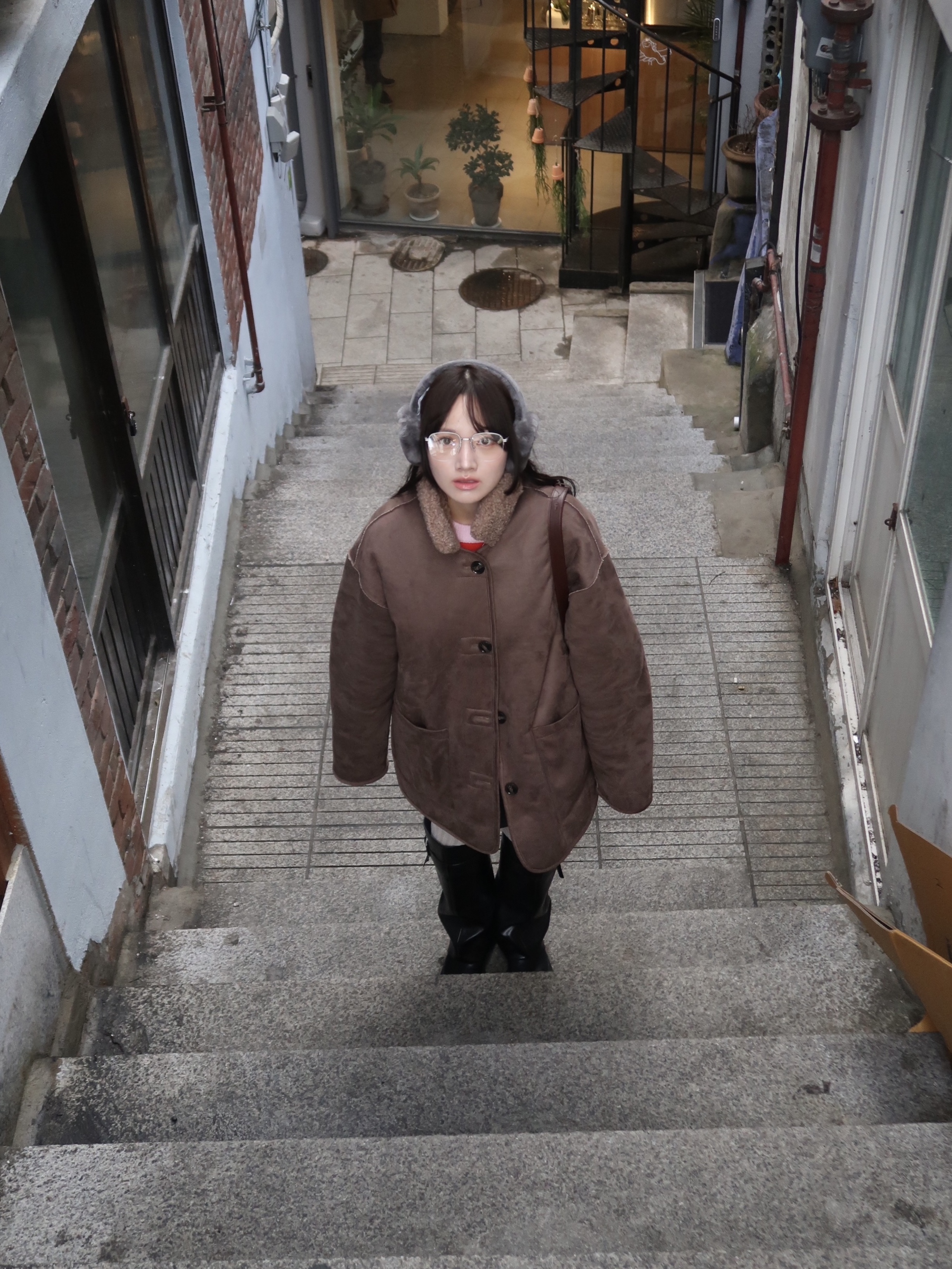 (W) 어그 자수 로고 이어머프 메탈 착용 스타일 - 6