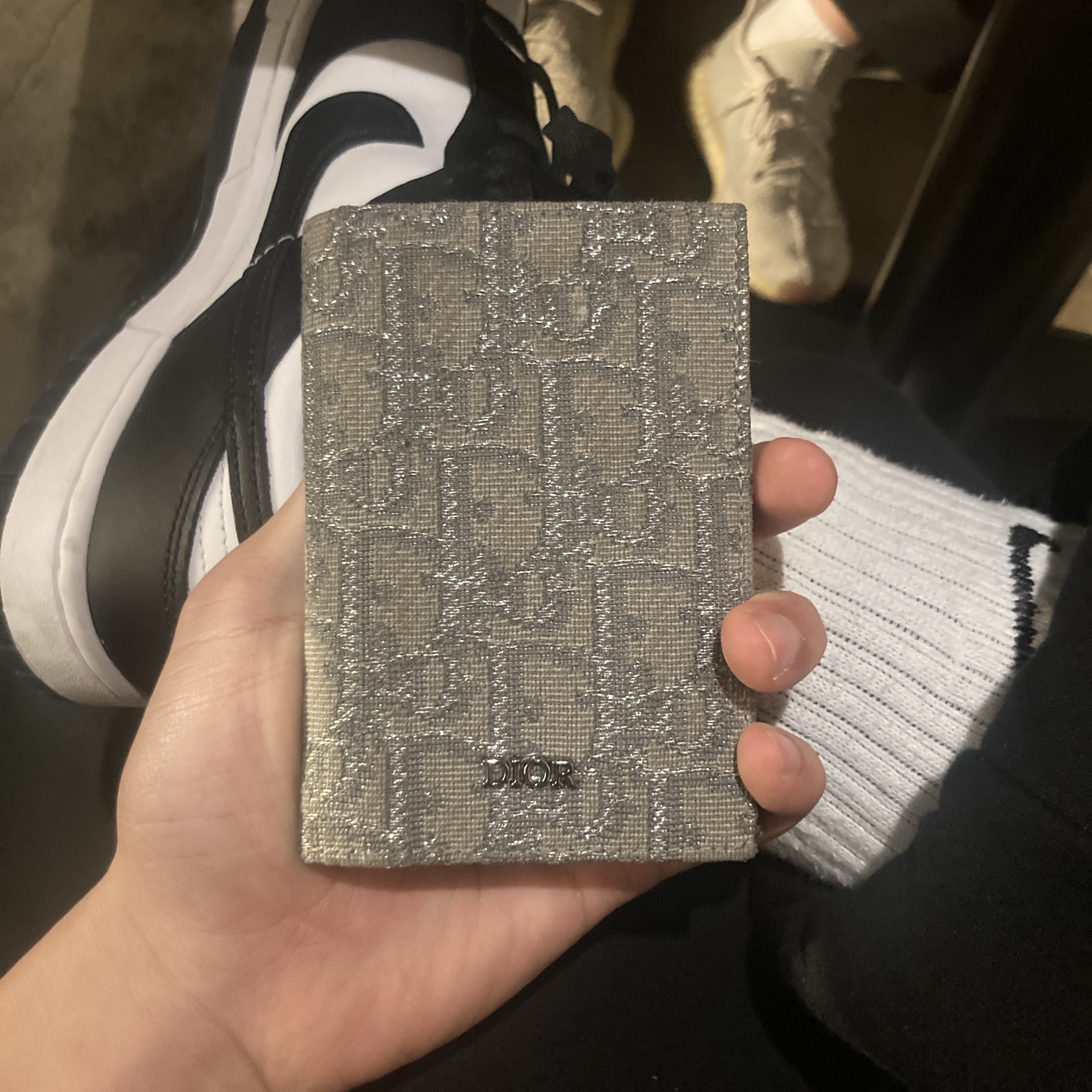 Dior Bi Fold Card Holder Ruthenium Colored Dior Oblique Jacquard, Nike Dunk Low Retro Black 착용 스타일
