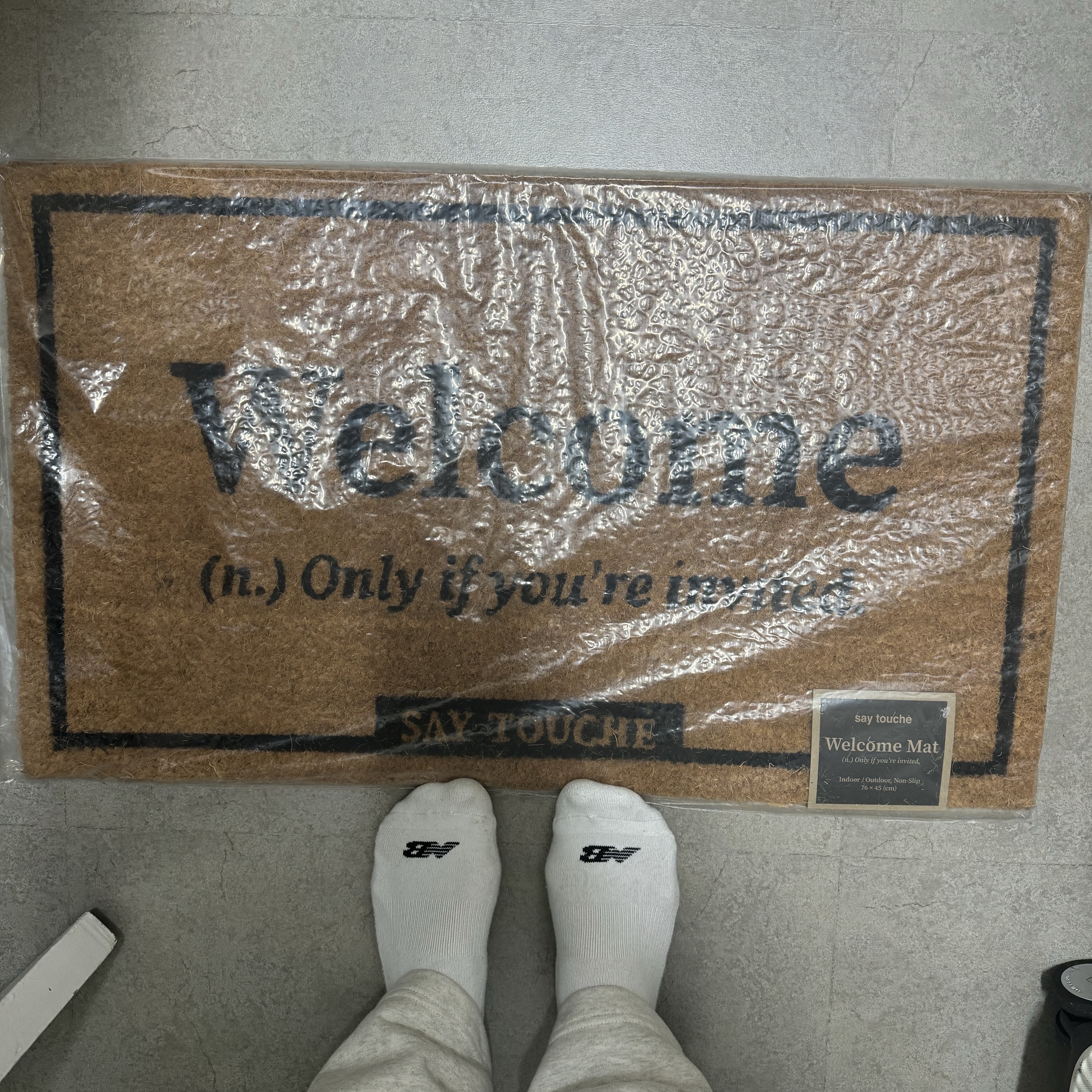 Say Touche Welcome Mat Camel 착용 스타일