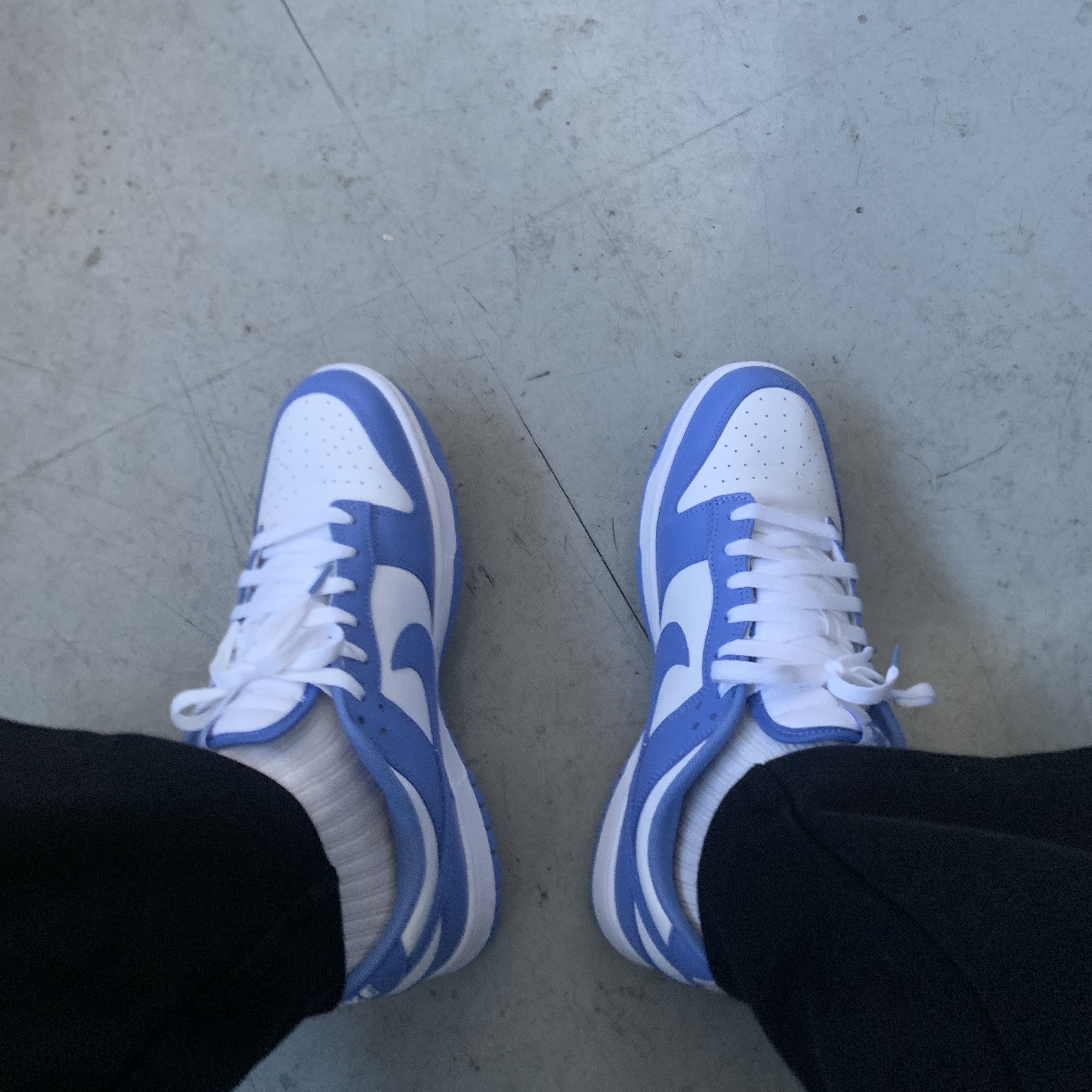 Nike Dunk Low Retro White Polar Blue 착용 스타일