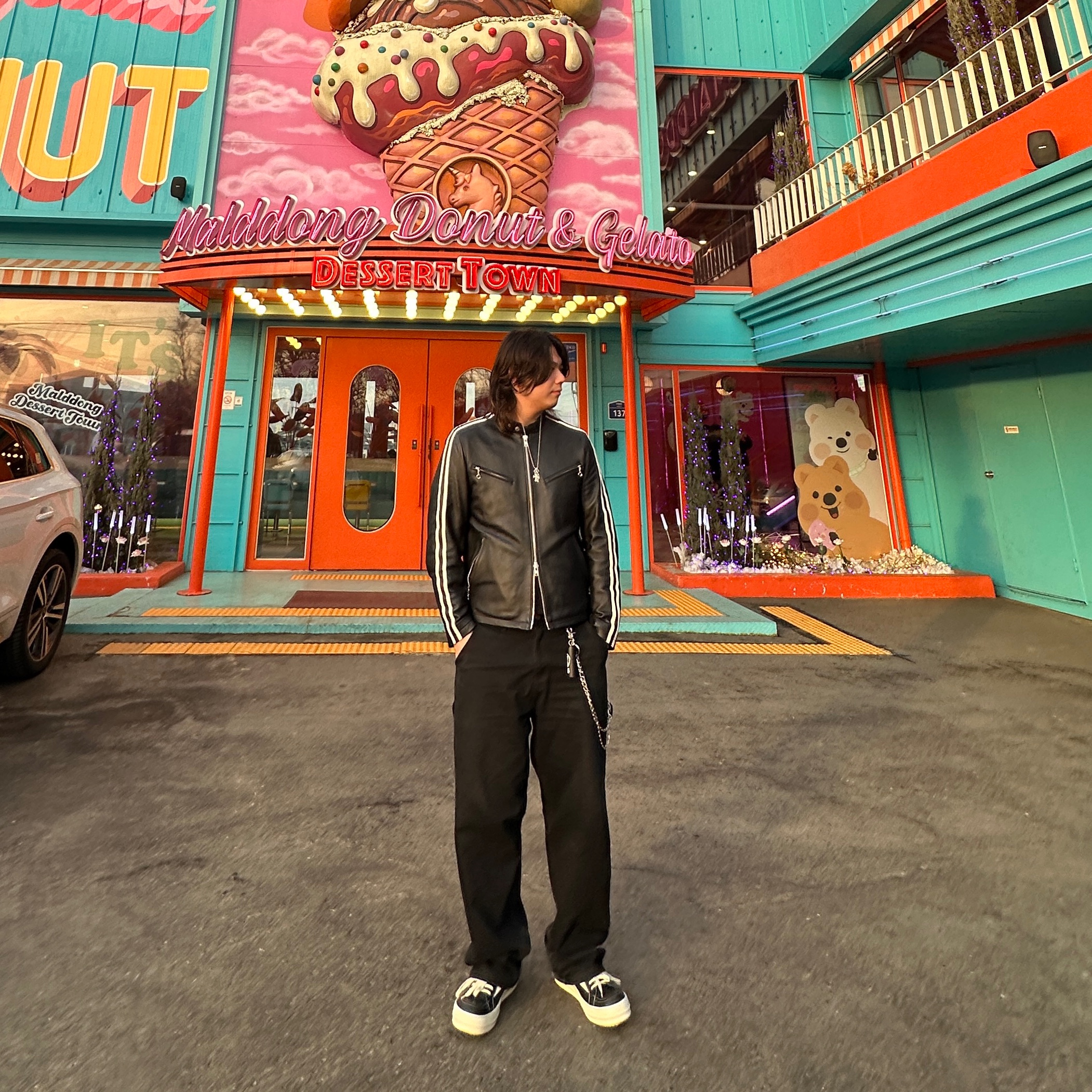 Rick Owens Luxor Vintage Sneakers Black Milk, Supreme x The North Face Faux Fur Nuptse Jacket Black - 20FW 착용 스타일 - 1