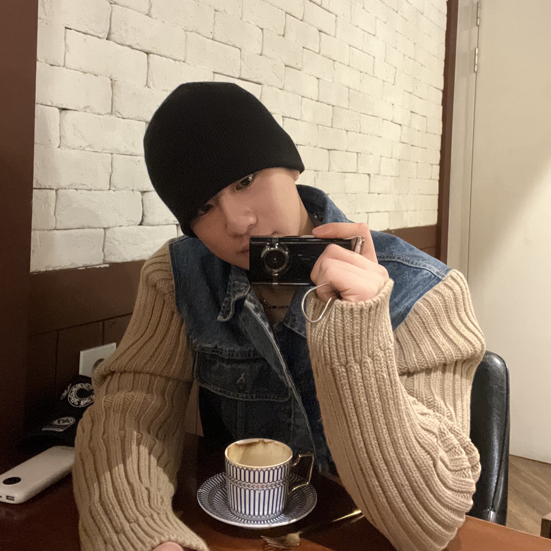 Diesel K-Layton W Knit and Denim Trucker Jacket Blue Brown 착용 스타일 - 4