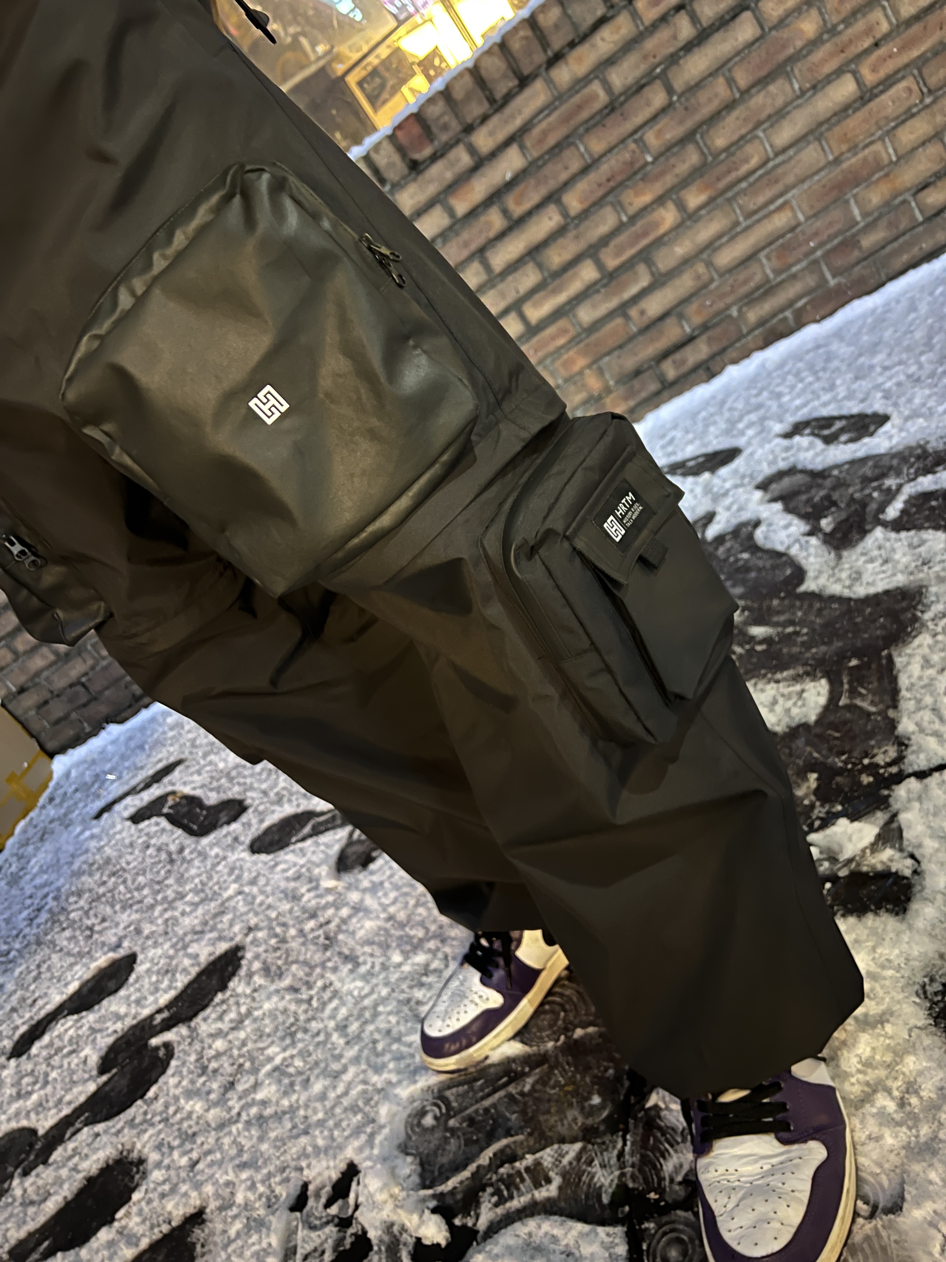 Palace Pertex Frost Balaclava Puffa Black - 22FW, HRTM M103  Zip-Off 3L Pants Black 착용 스타일 - 4