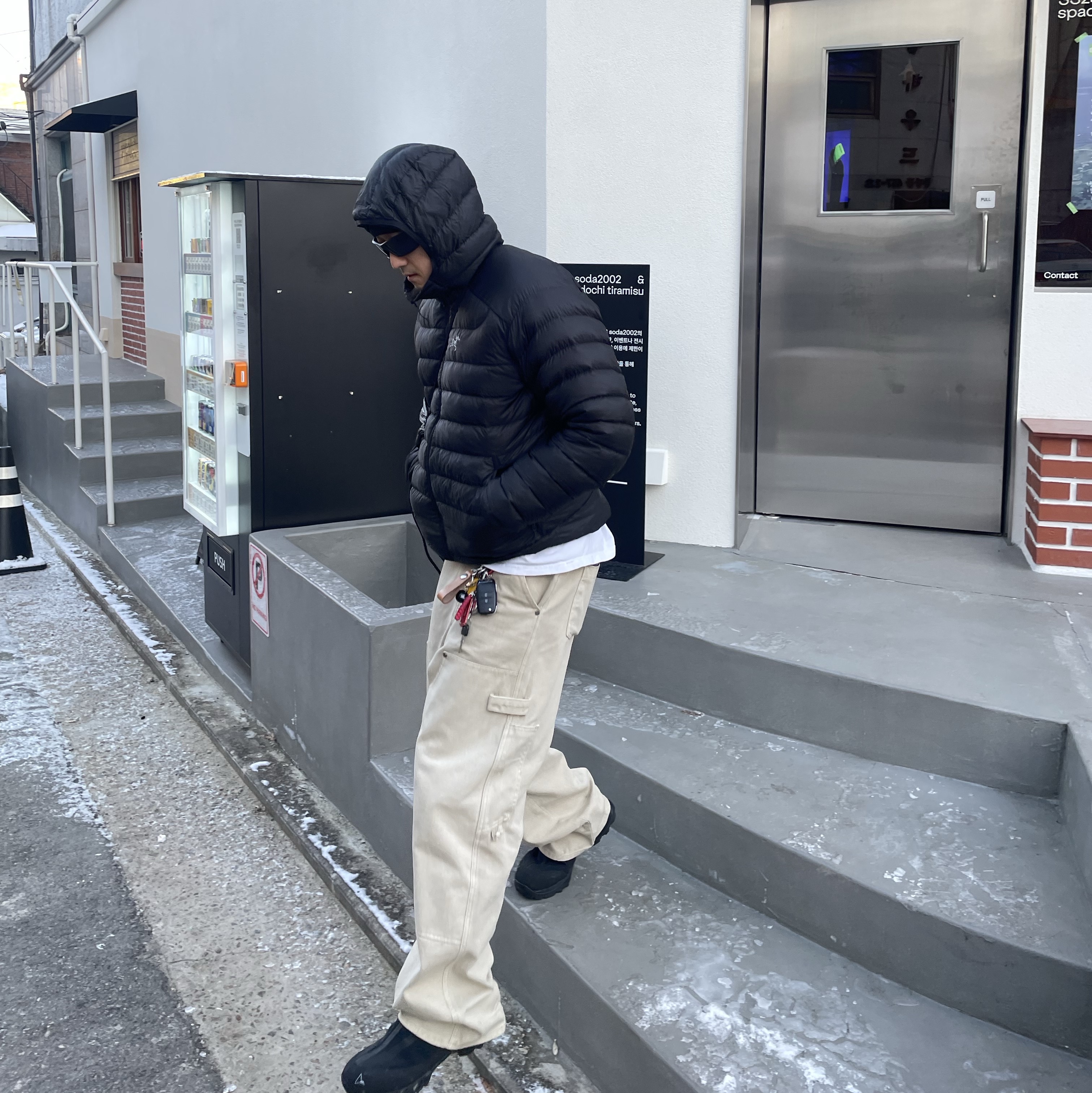 Arc'teryx Cerium Hoody Black, Roa Hiking Teri Black 착용 스타일 - 2
