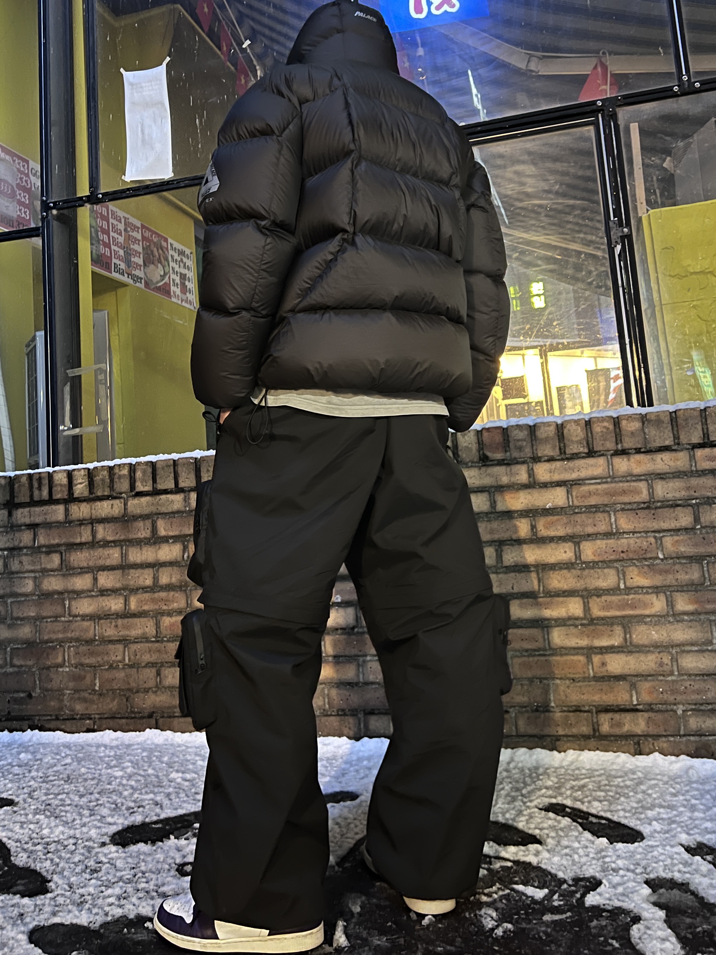 Palace Pertex Frost Balaclava Puffa Black - 22FW, HRTM M103  Zip-Off 3L Pants Black 착용 스타일 - 2