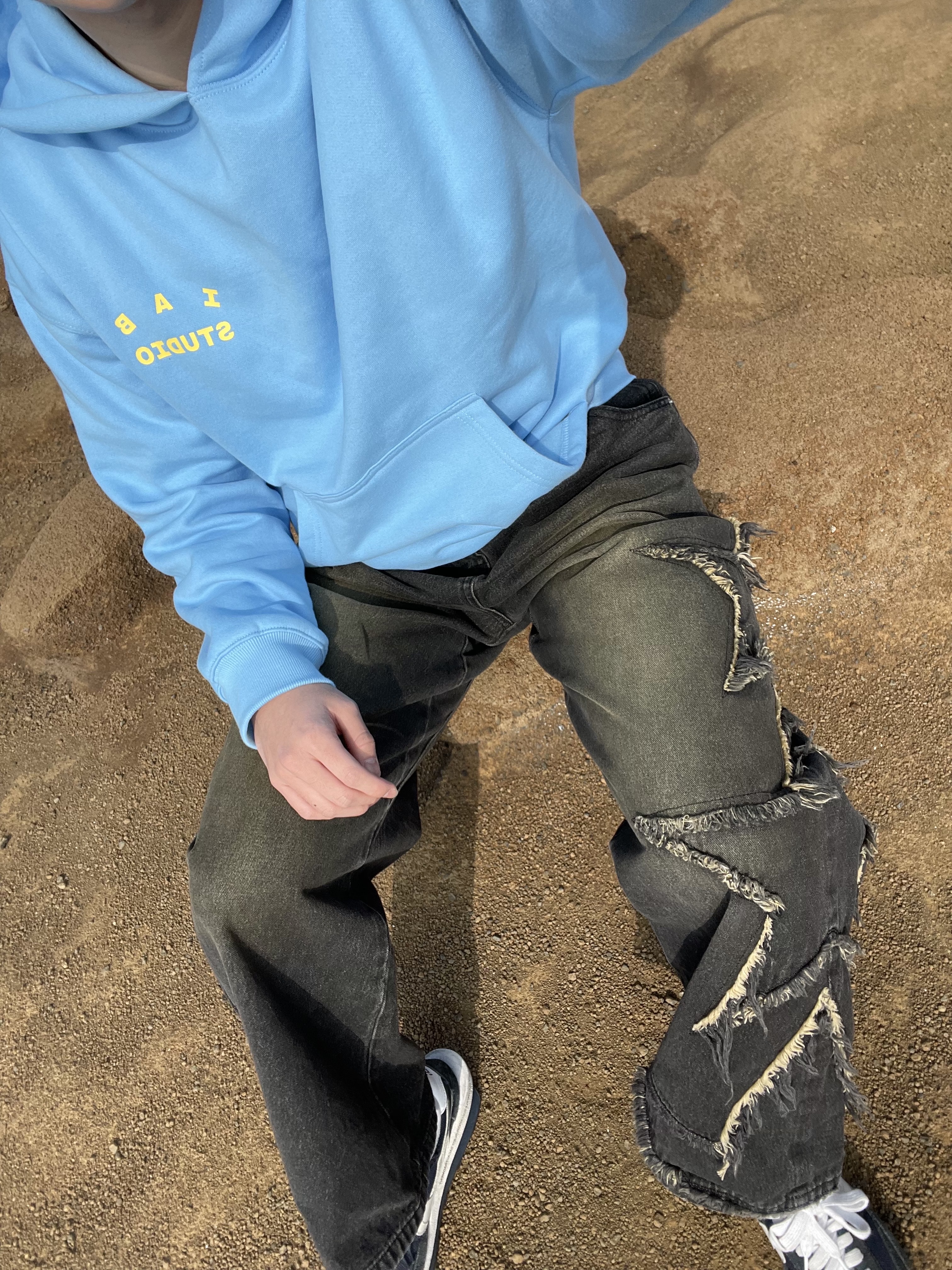 IAB Studio Hoodie Sky Blue Lemon, Nike x Sacai x Fragment LDWaffle Blackened Blue 착용 스타일 - 1