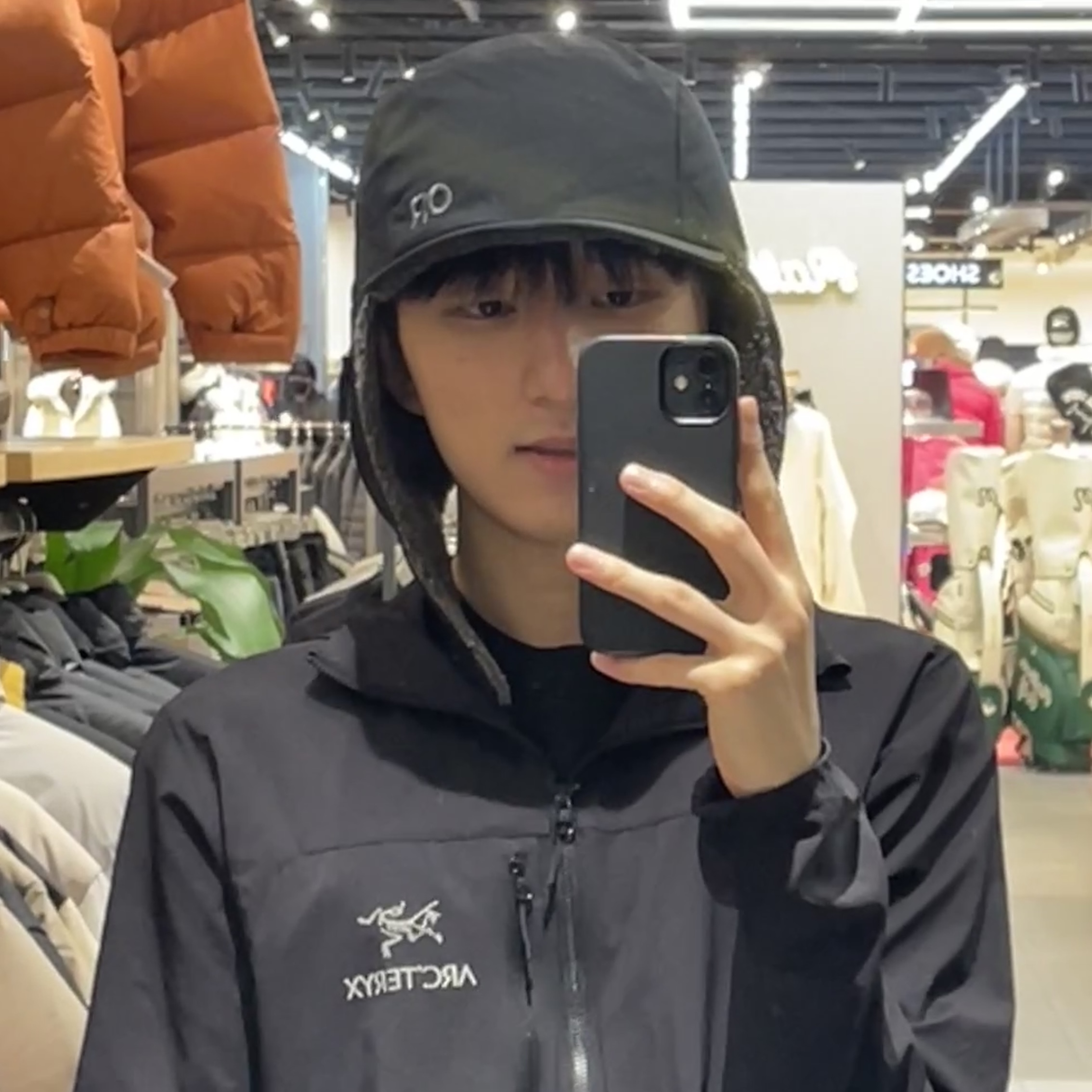Arc'teryx Squamish Hoody Black 착용 스타일