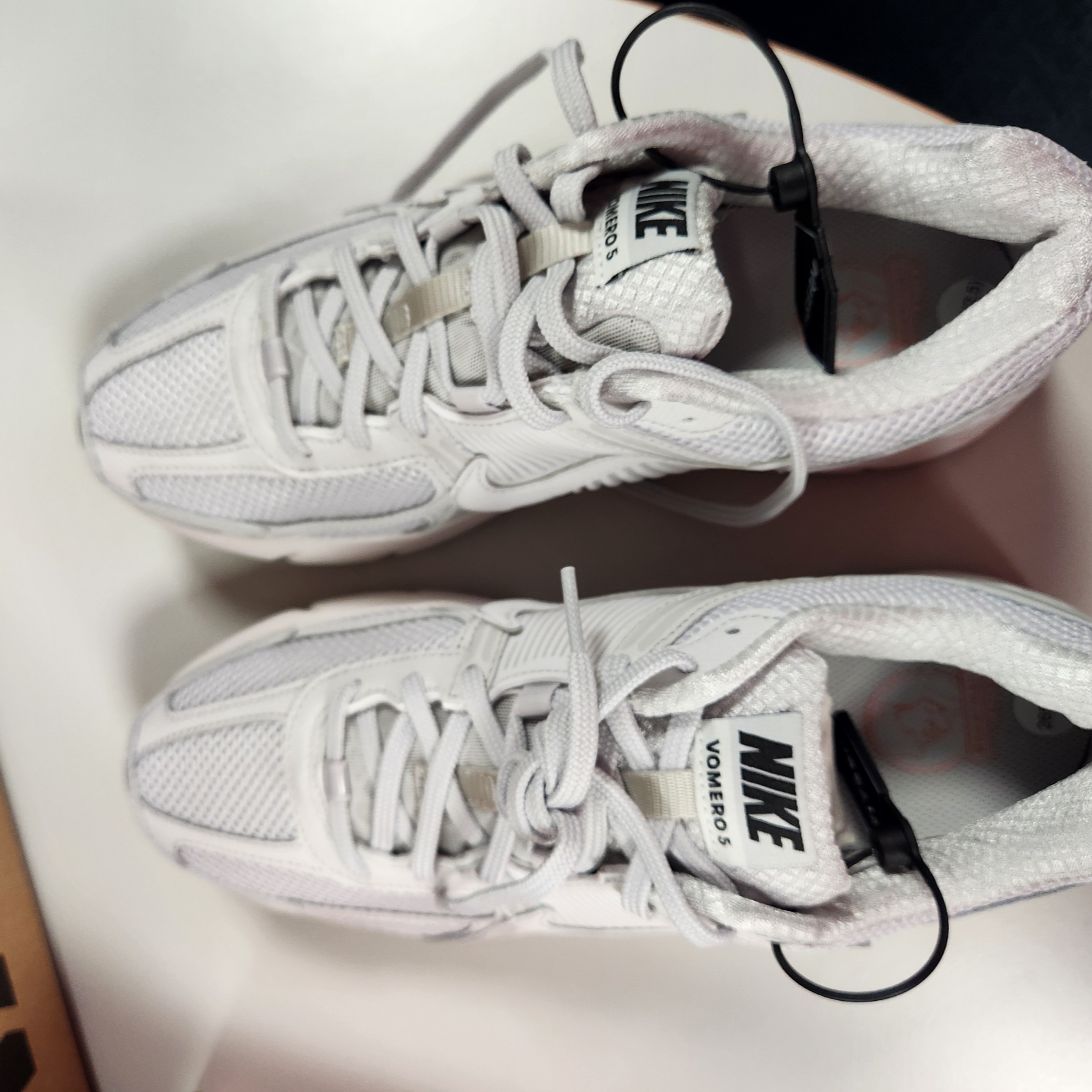Nike Zoom Vomero 5 SP Vast Grey 2023 착용 스타일 - 1