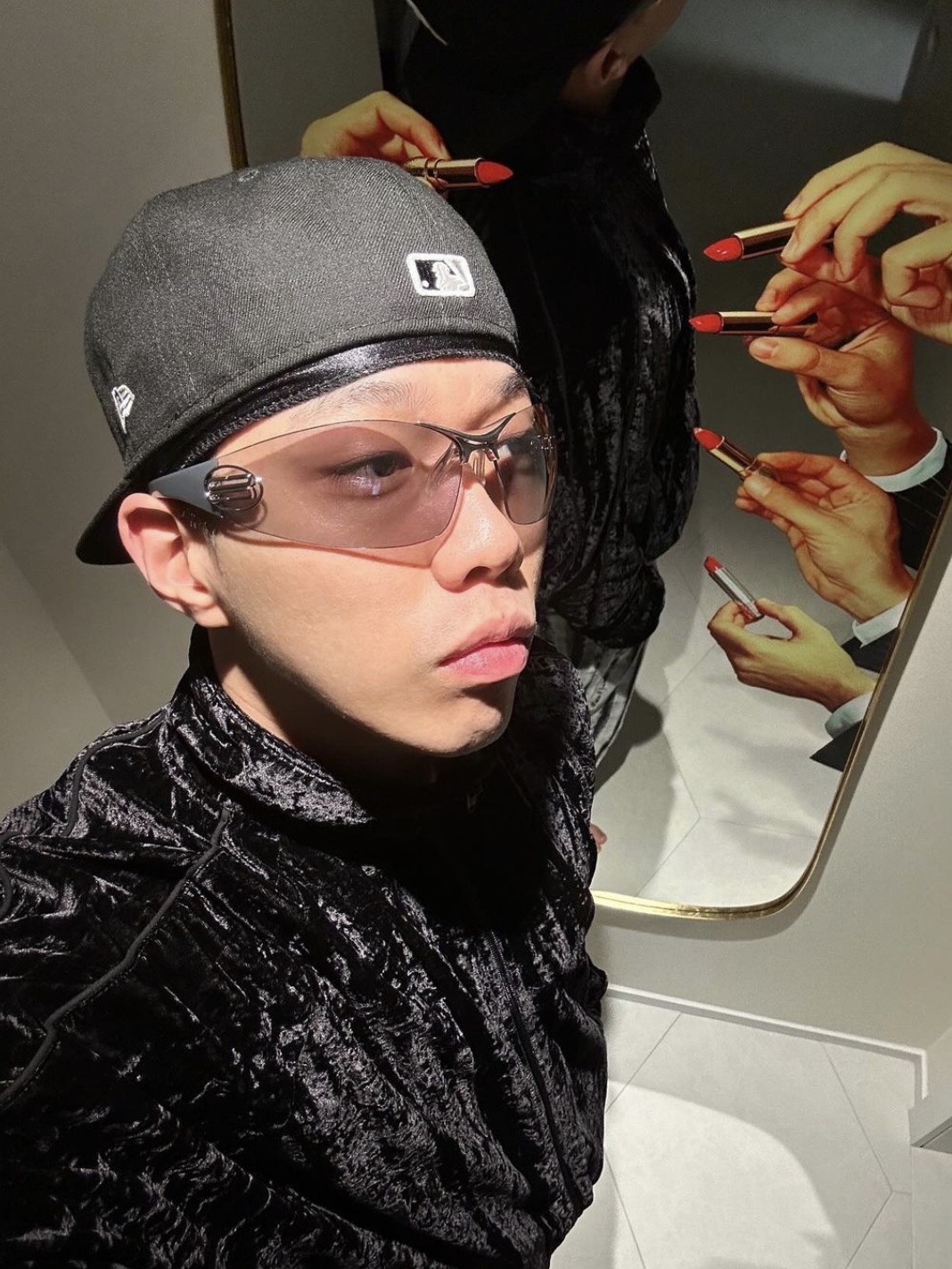 Supreme x MLB New Era Black - 20SS 착용 스타일