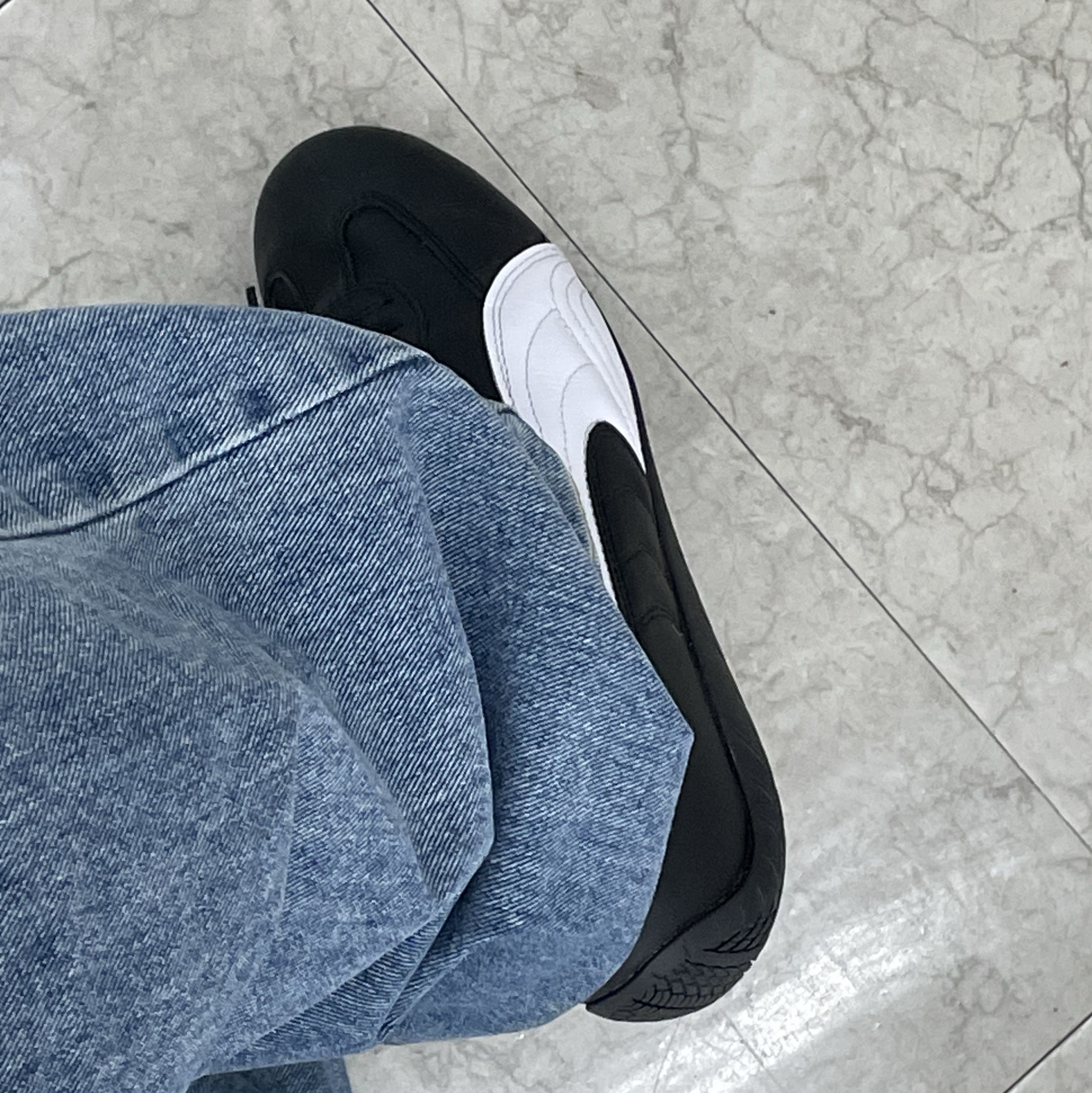 Puma Speedcat Shield Lth Black White 착용 스타일