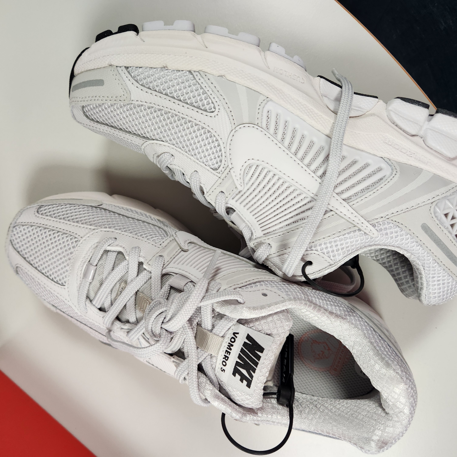 Nike Zoom Vomero 5 SP Vast Grey 2023 착용 스타일 - 2