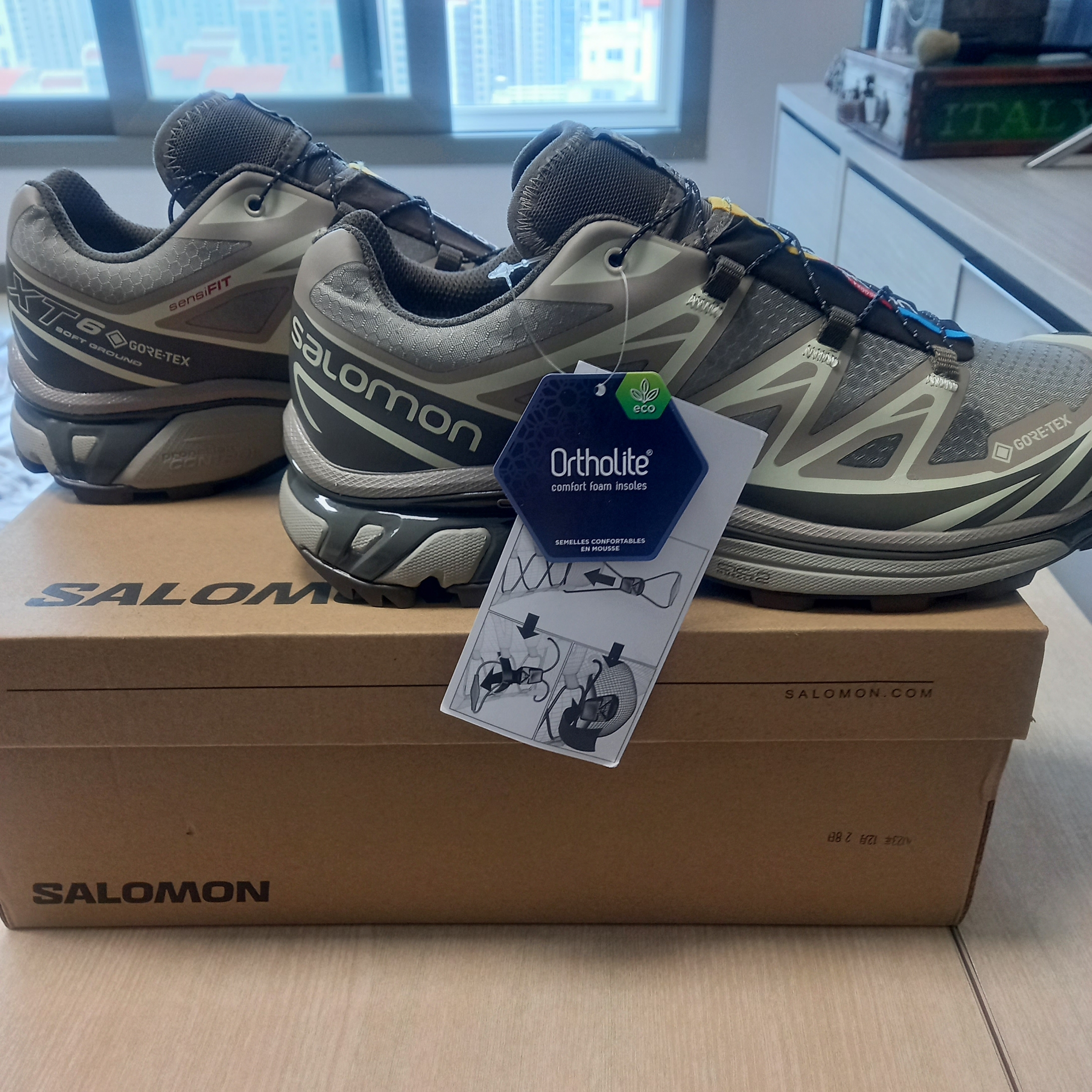 Salomon XT-6 Gore-Tex Vintage Khaki 착용 스타일 - 3