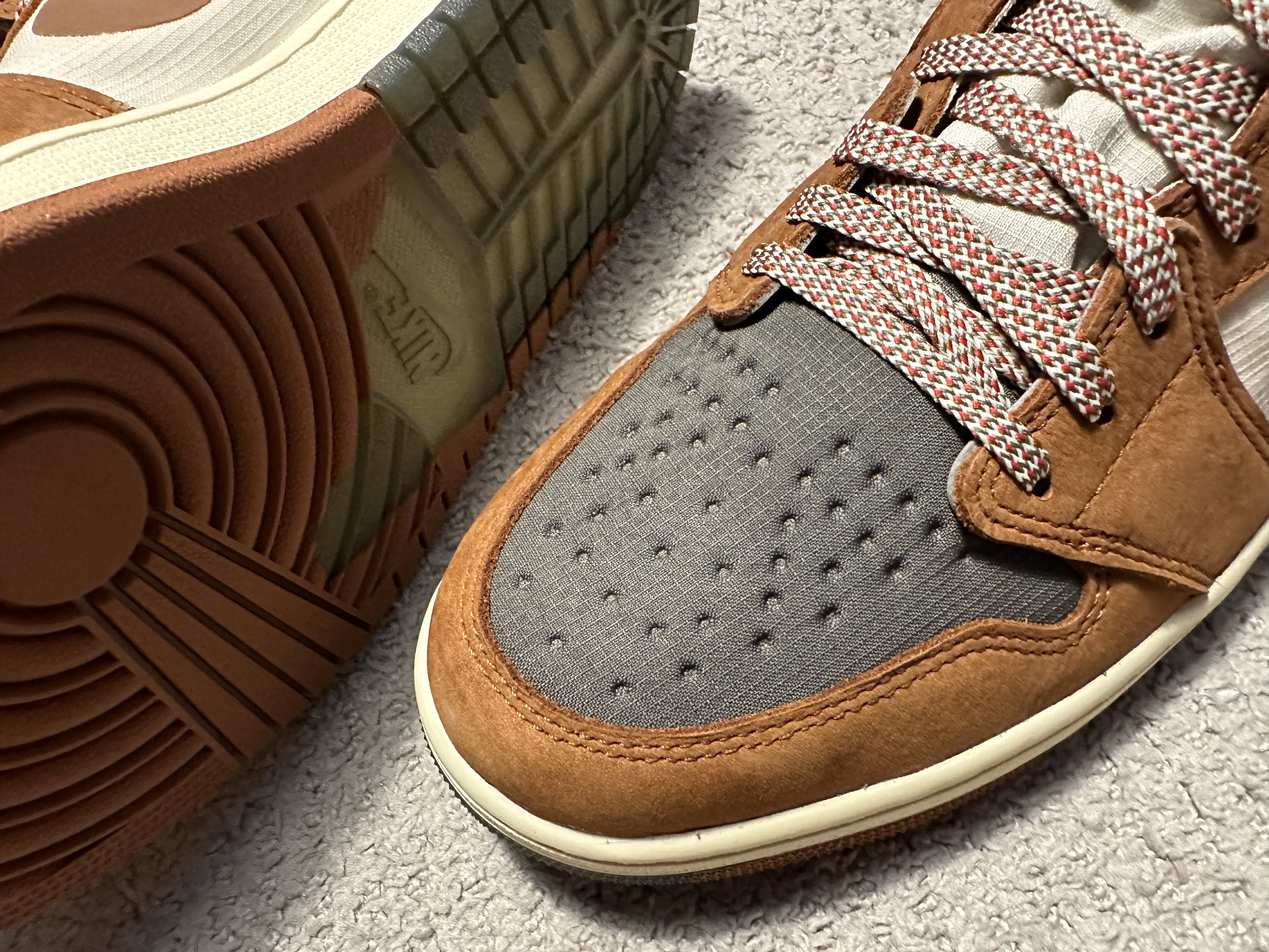 Jordan 1 Element Gore-Tex Legend Coffee 착용 스타일 - 6
