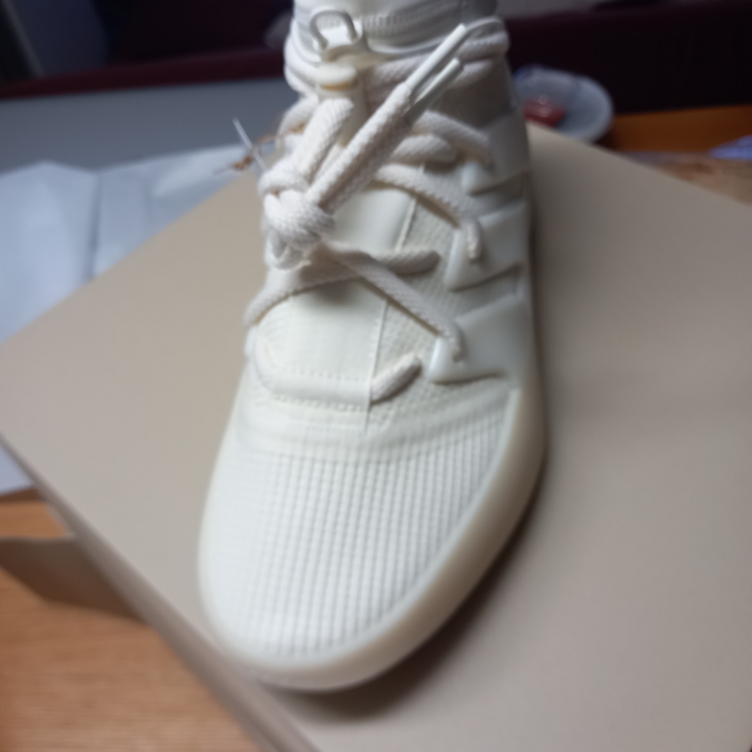 Adidas x Fear of God Athletics I Basketball Cream White 착용 스타일 - 2
