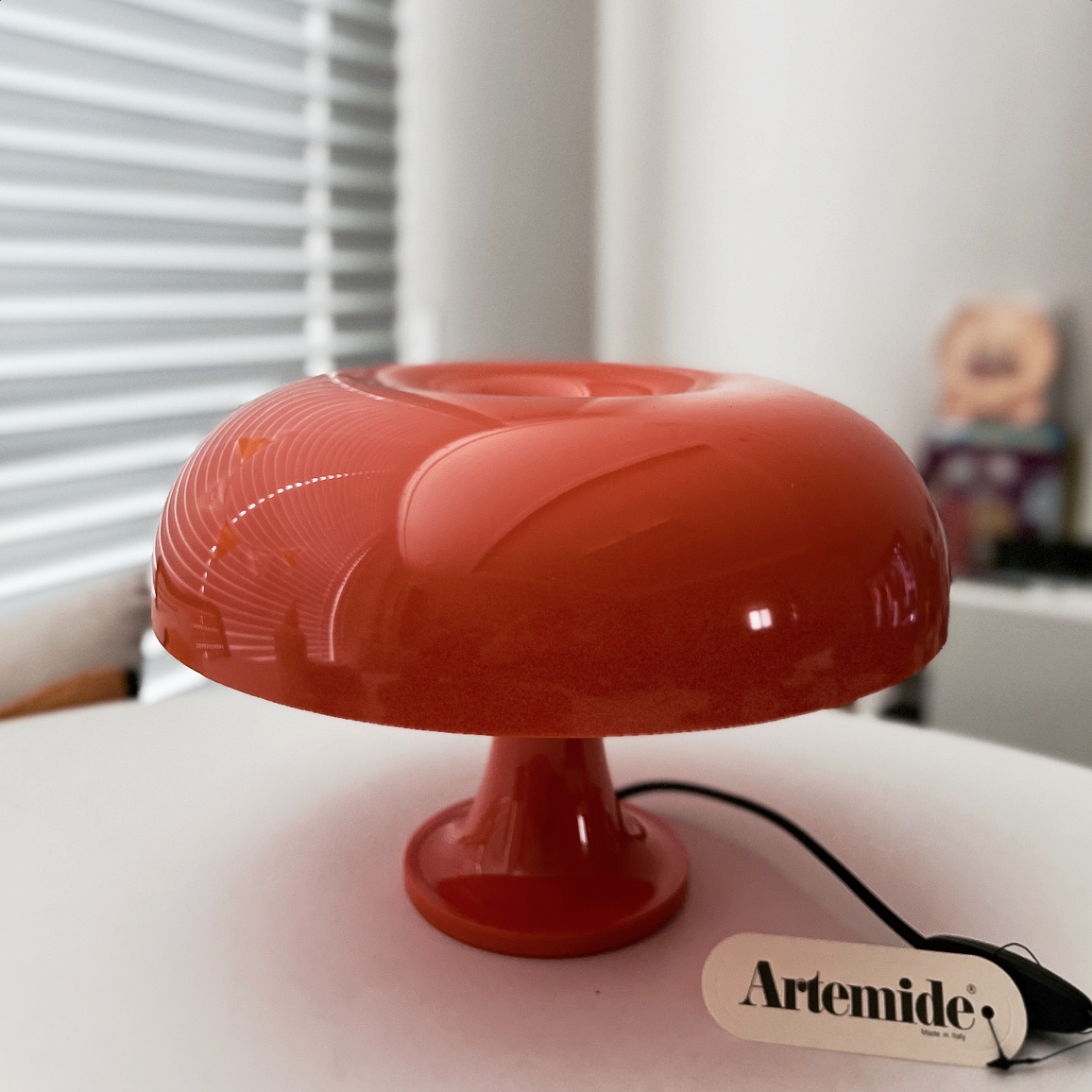 Artemide Nessino Orange 착용 스타일