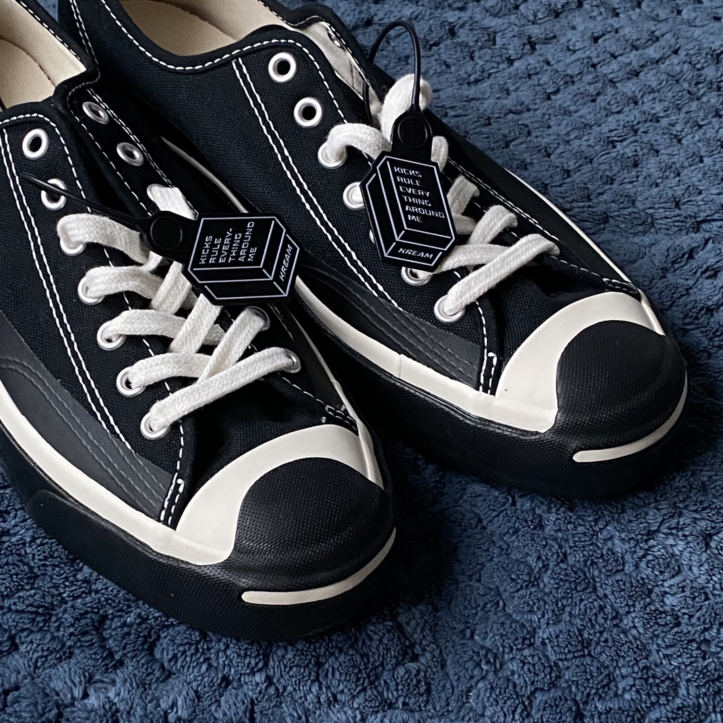 Converse x DSM Jack Purcell Black 착용 스타일 - 1