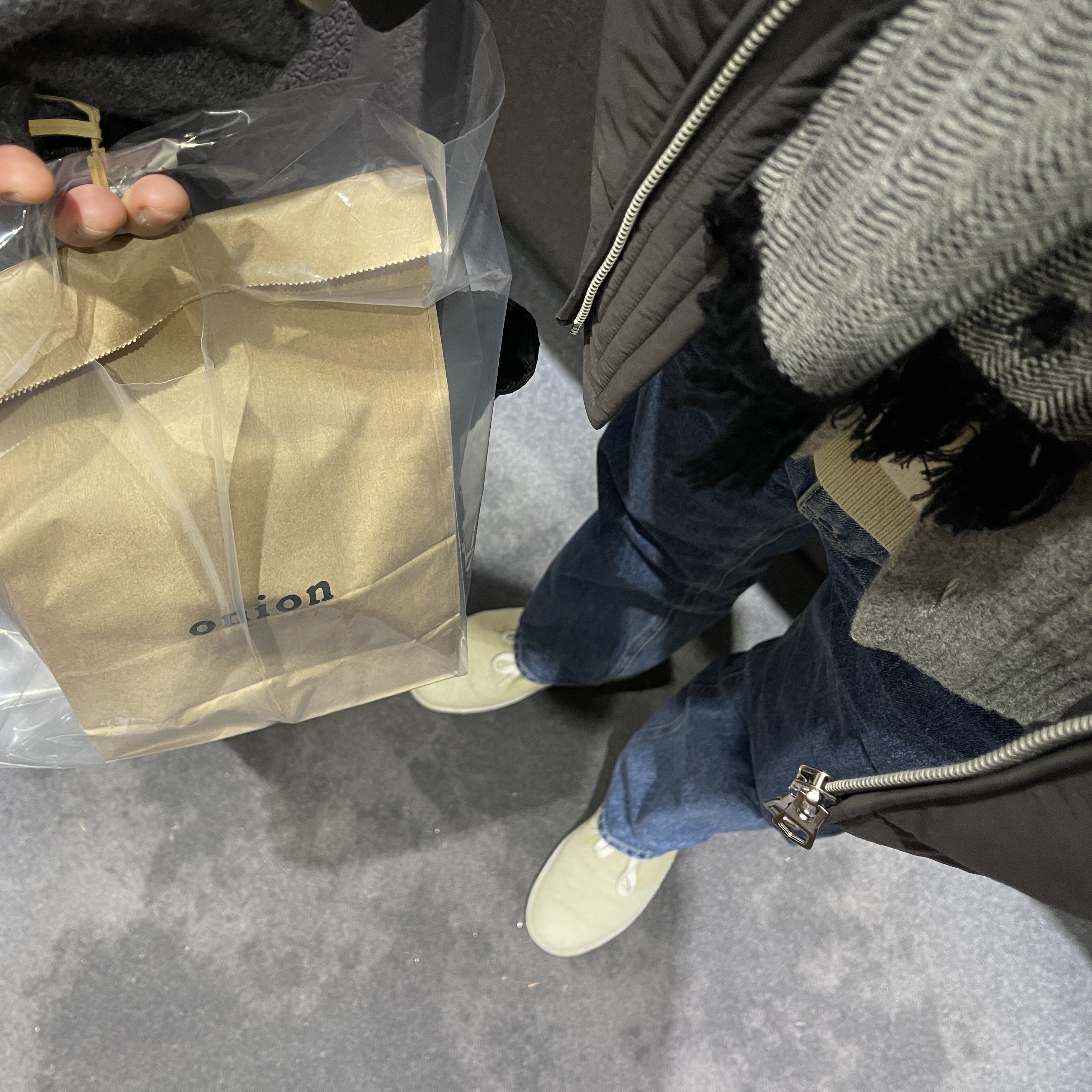 Clarks x Thisisneverthat Desert Boots Maple 착용 스타일