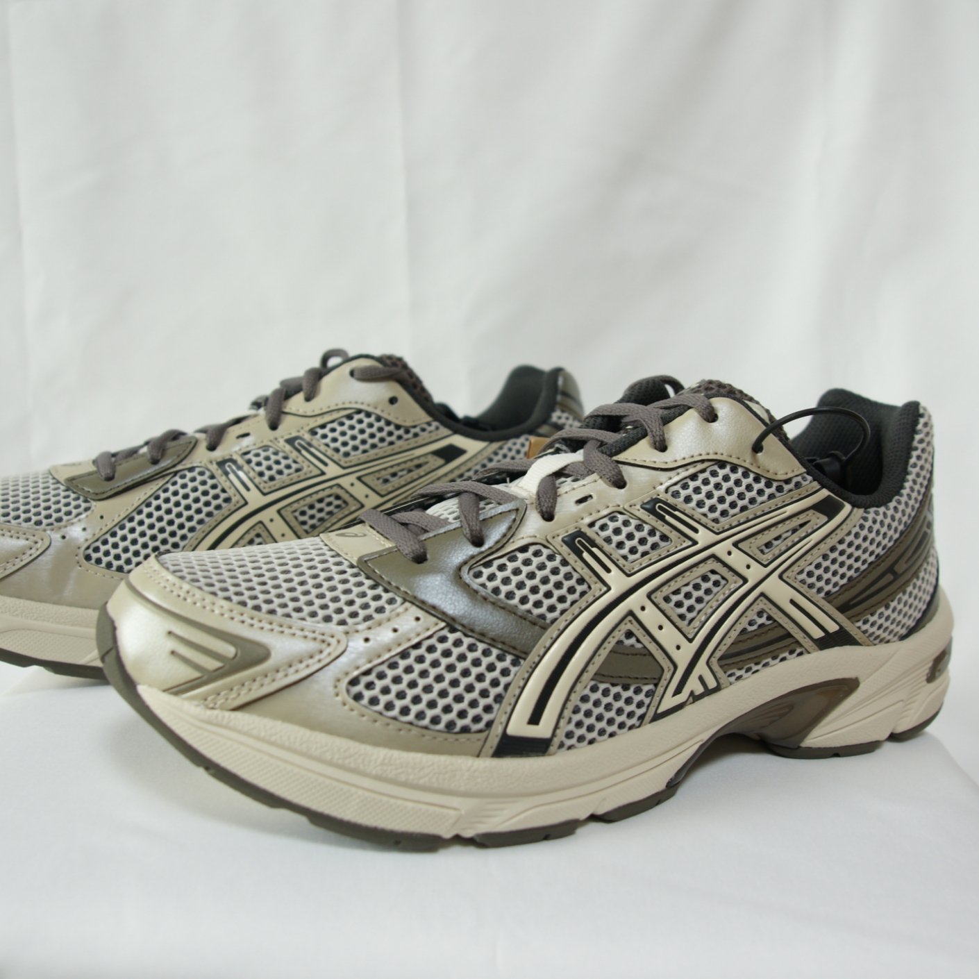 Asics Gel-1130 Birch Dark Taupe - Korea Exclusive 착용 스타일 - 3