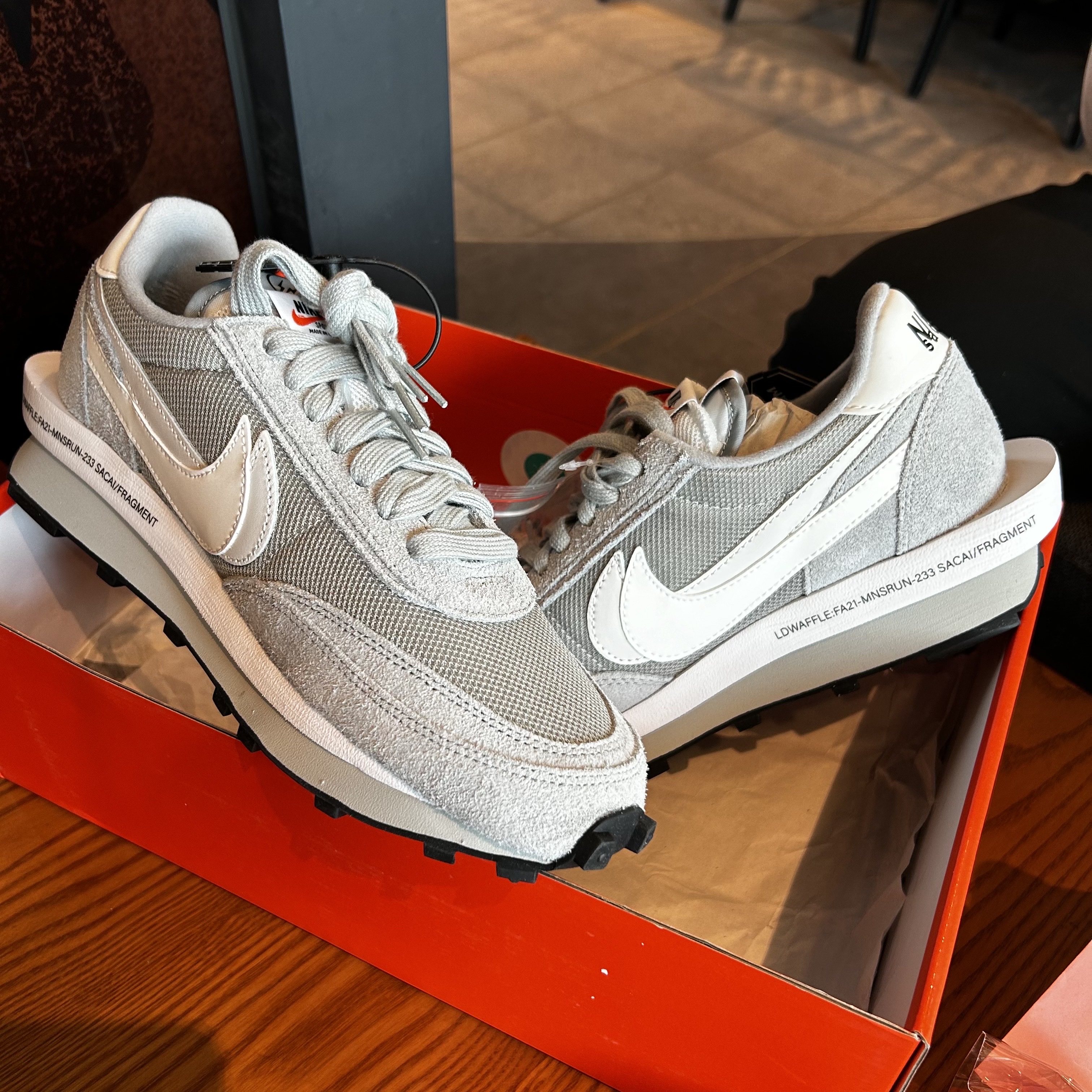 Nike x Sacai x Fragment LDWaffle Light Smoke Grey 착용 스타일
