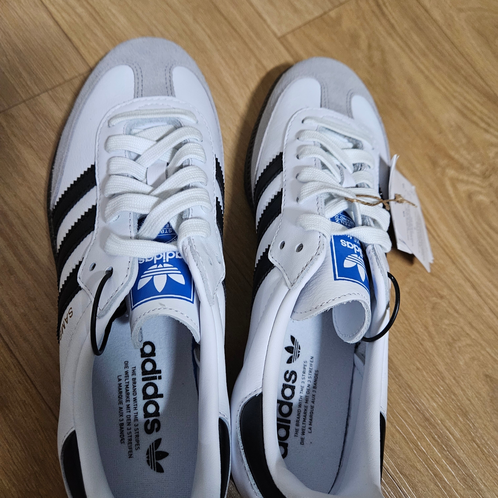 Adidas Samba OG Cloud White 착용 스타일
