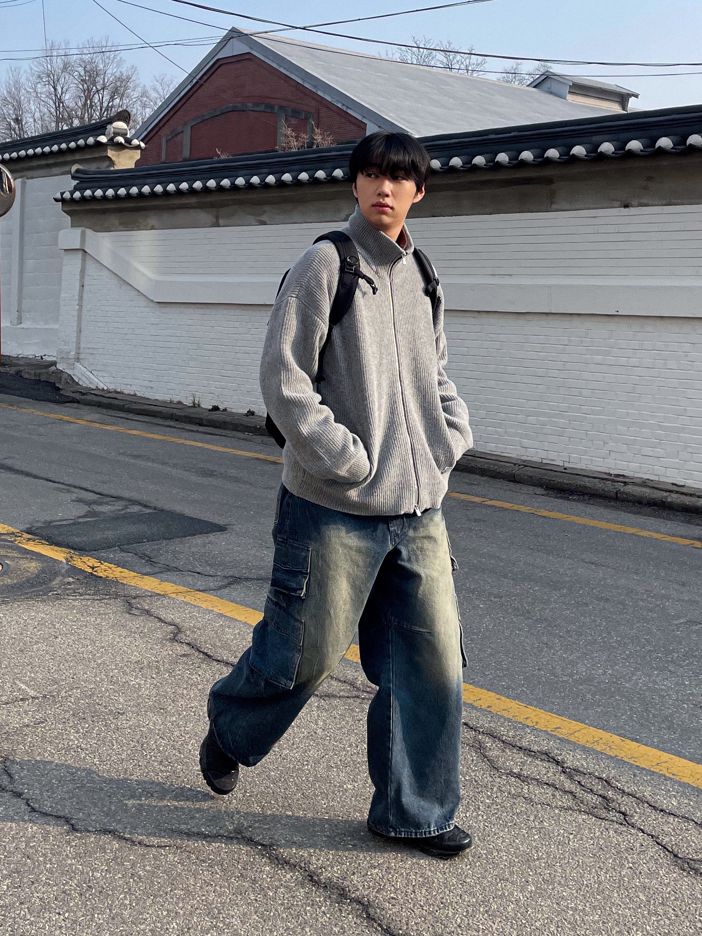 Arc'teryx Mantis 32 Backpack Black, Nike Air Max Plus Triple Black 착용 스타일 - 6