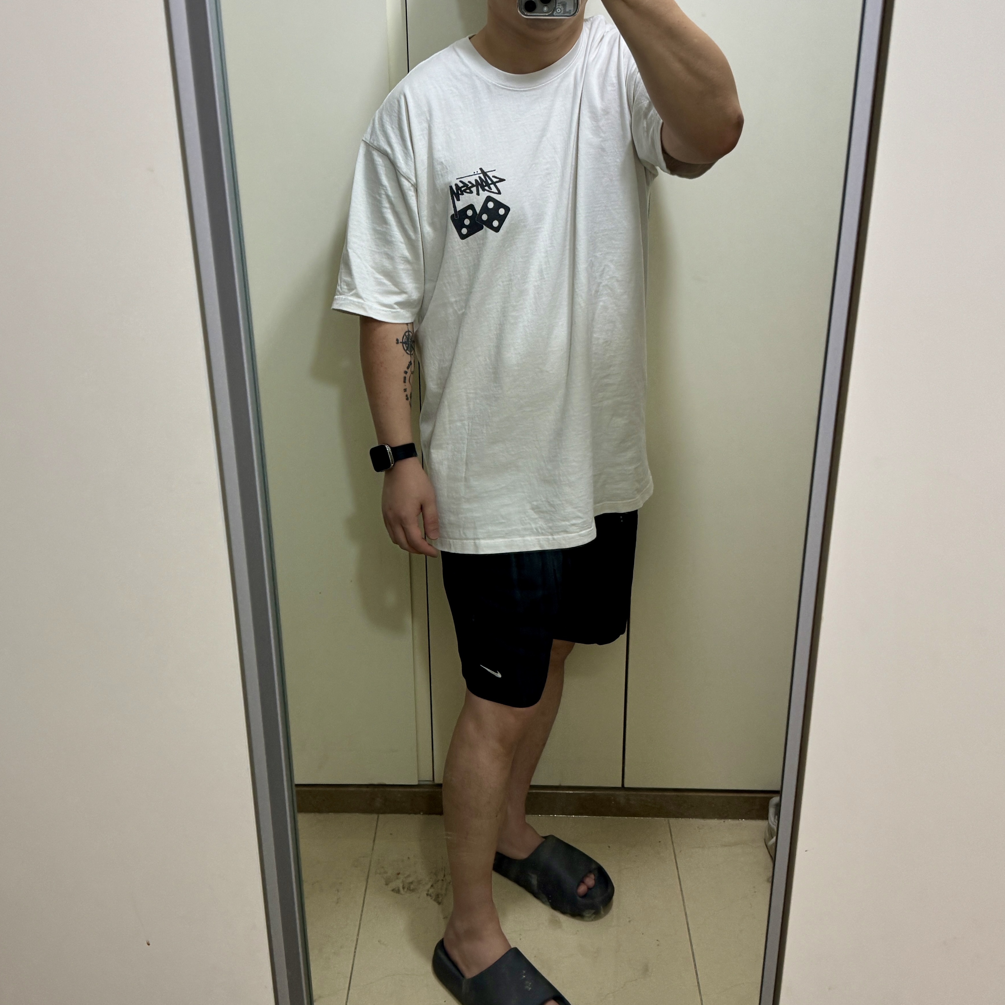 Nike NRG Solo Swoosh Shorts Black - US/EU 착용 스타일 - 3