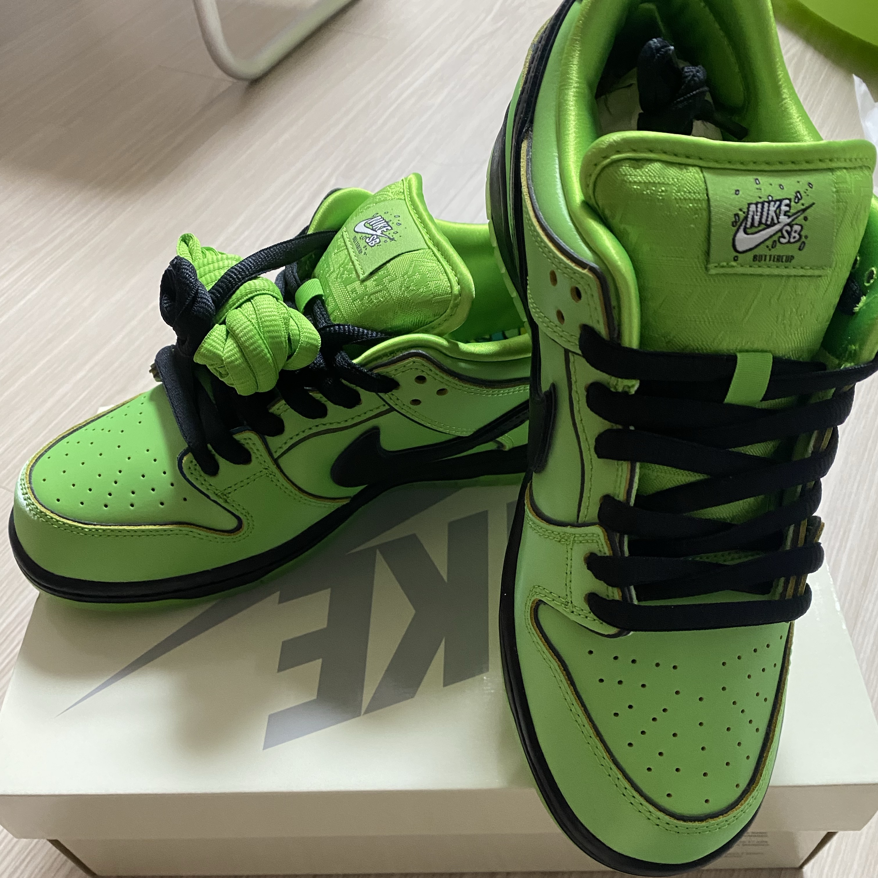 Nike x The Powerpuff Girls SB Dunk Low Pro QS Buttercup 착용 스타일