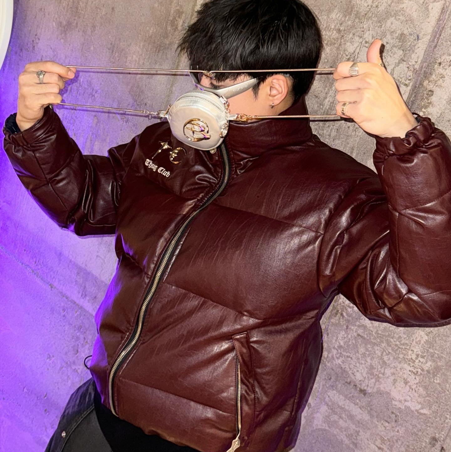 Thug Club Leather Puffer Jacket Purple, Balenciaga 3XL Sneakers Yellow Black 착용 스타일 - 5