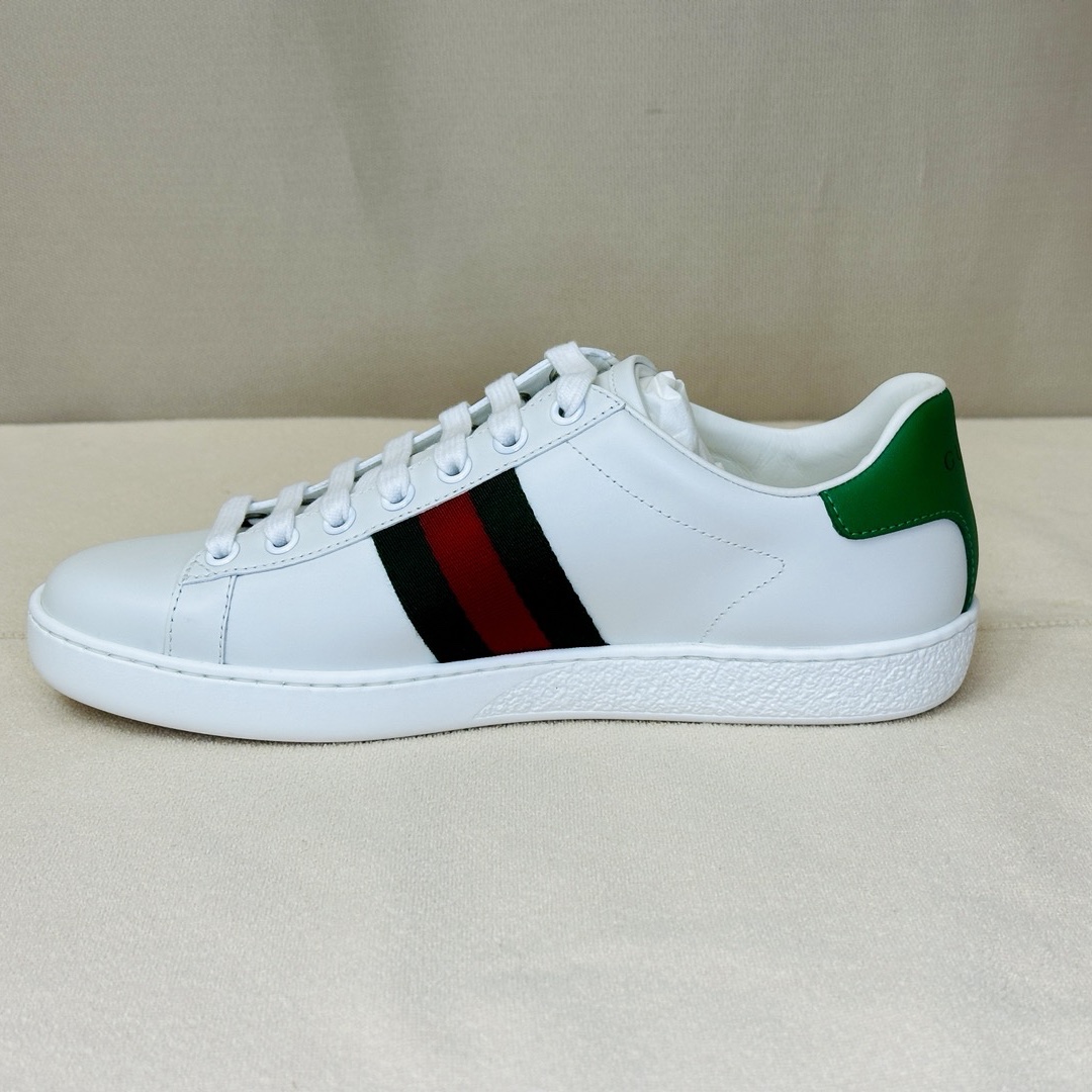 (W) Gucci Ace Bananya Sneakers White 착용 스타일 - 8
