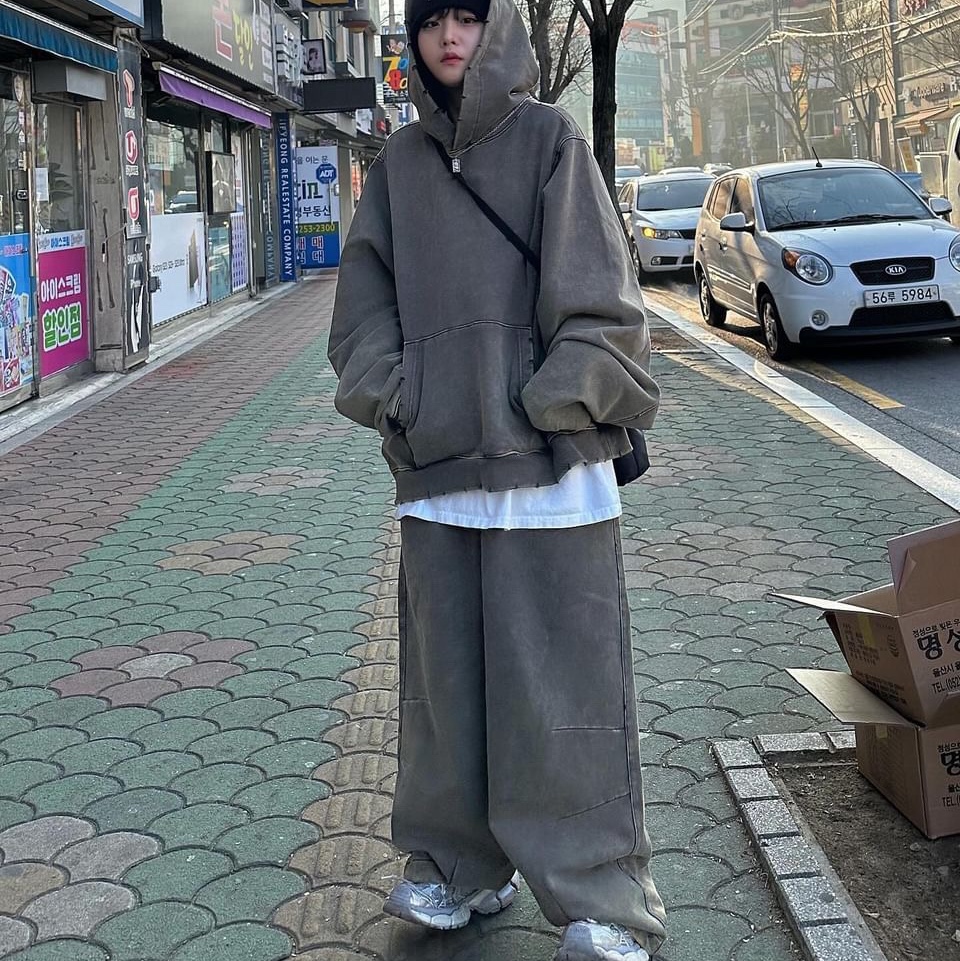 Balenciaga 3XL Mule White, (W) Balenciaga 3XL Sneakers Light Beige 착용 스타일 - 3