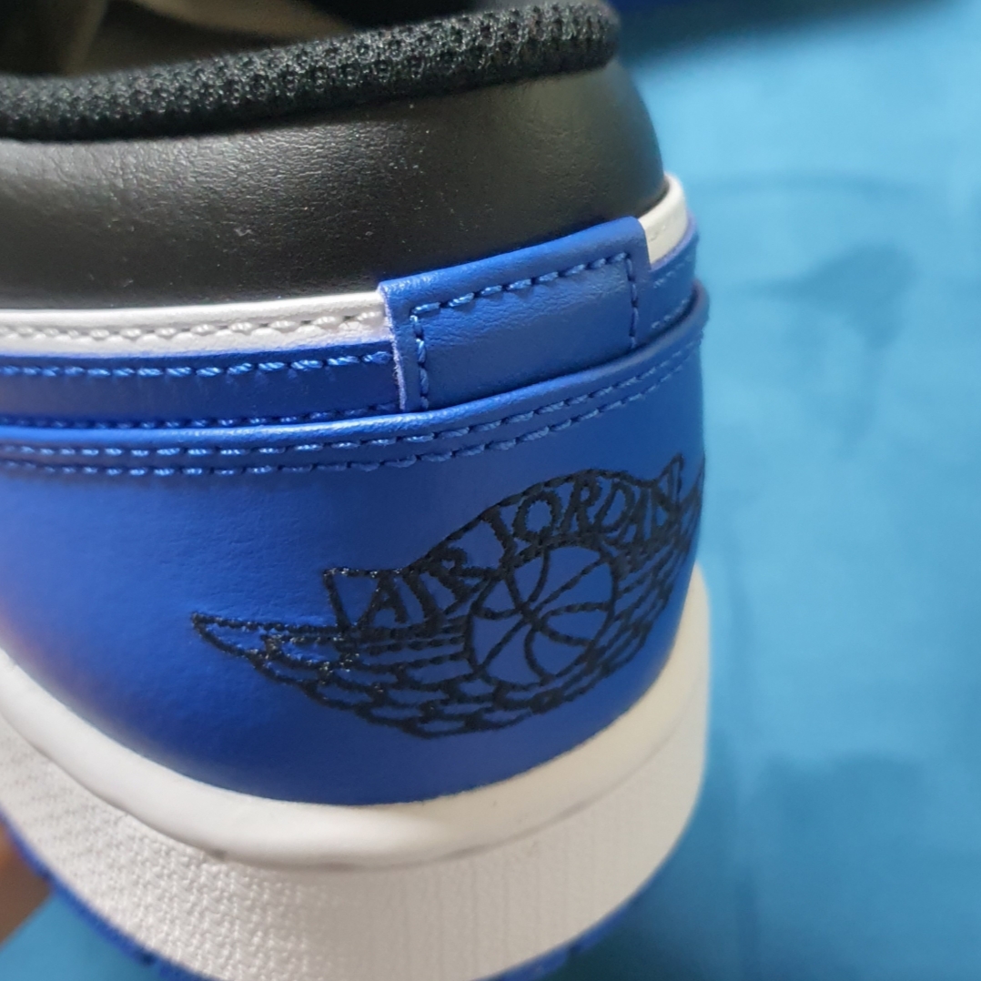 Jordan 1 Low Alternate Royal Toe 착용 스타일