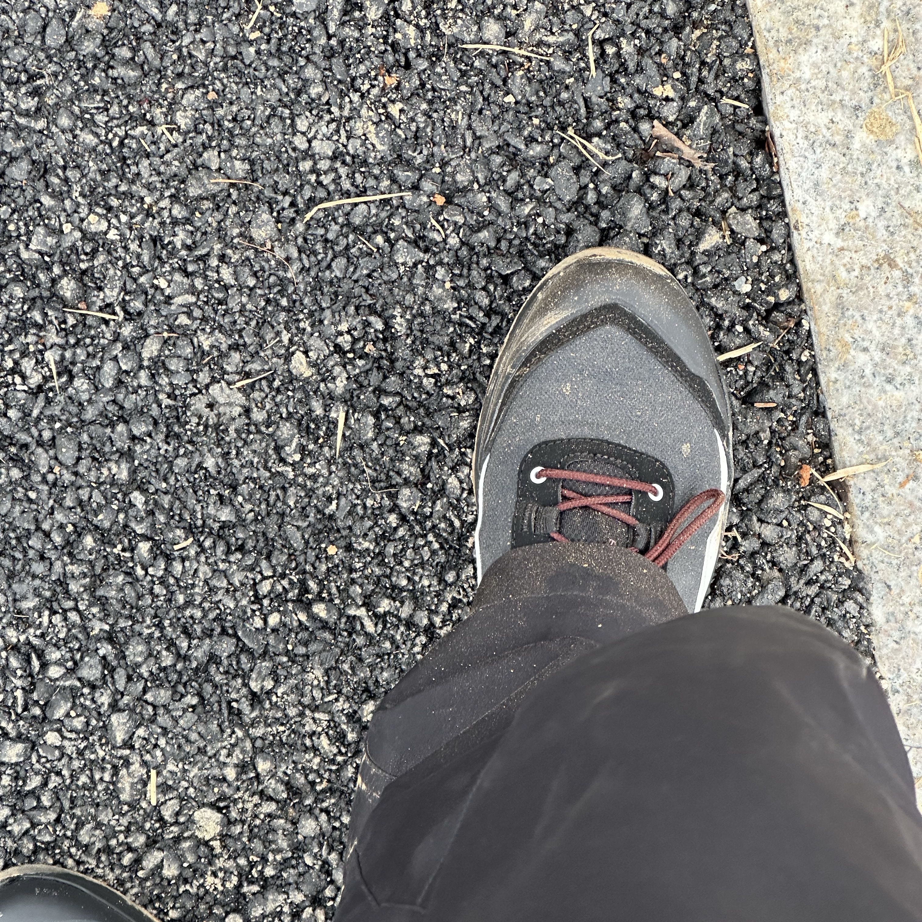 Salomon x GR10K X-Alp Esill Black Metal 착용 스타일