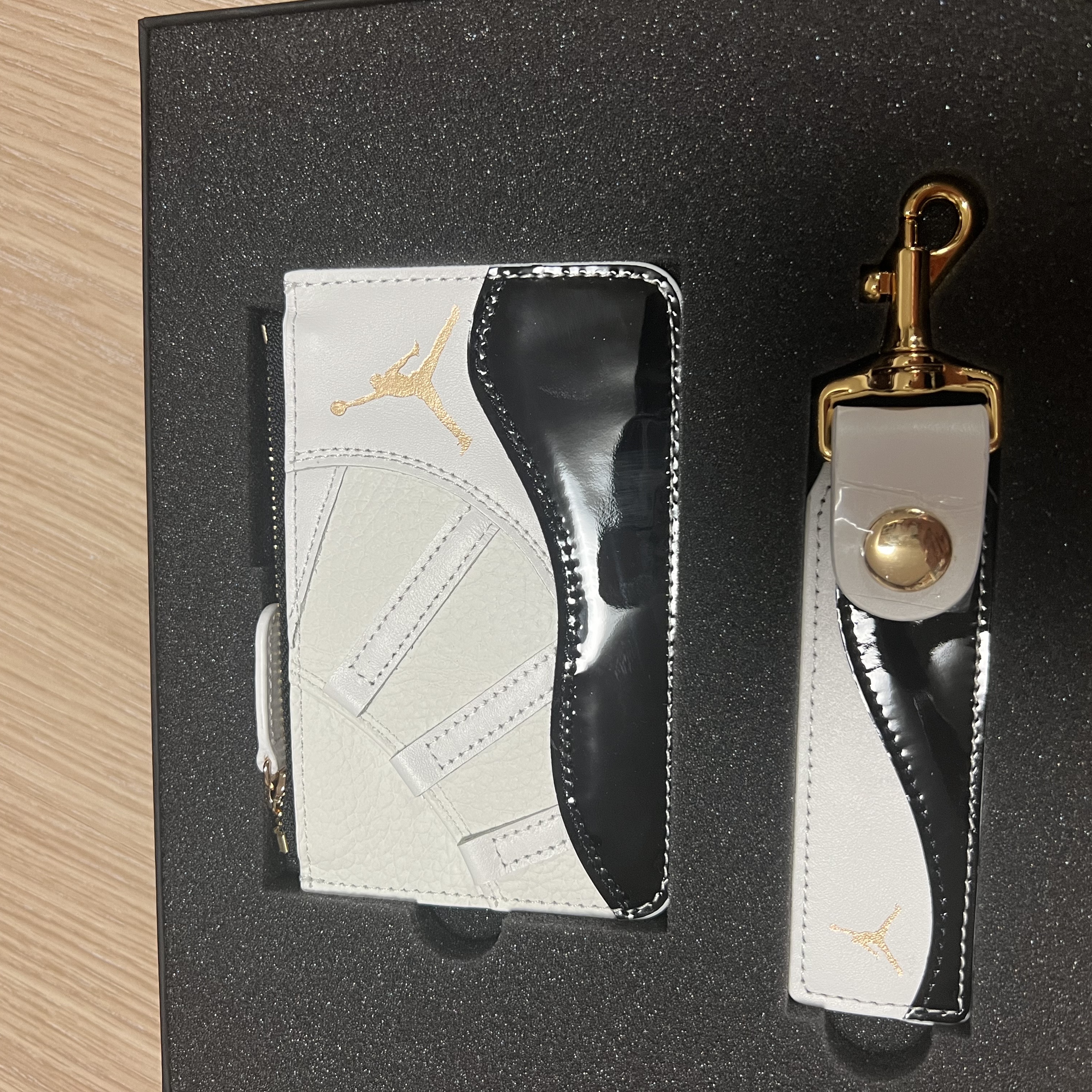 Jordan 11 Retro Gratitude 착용 스타일 - 2
