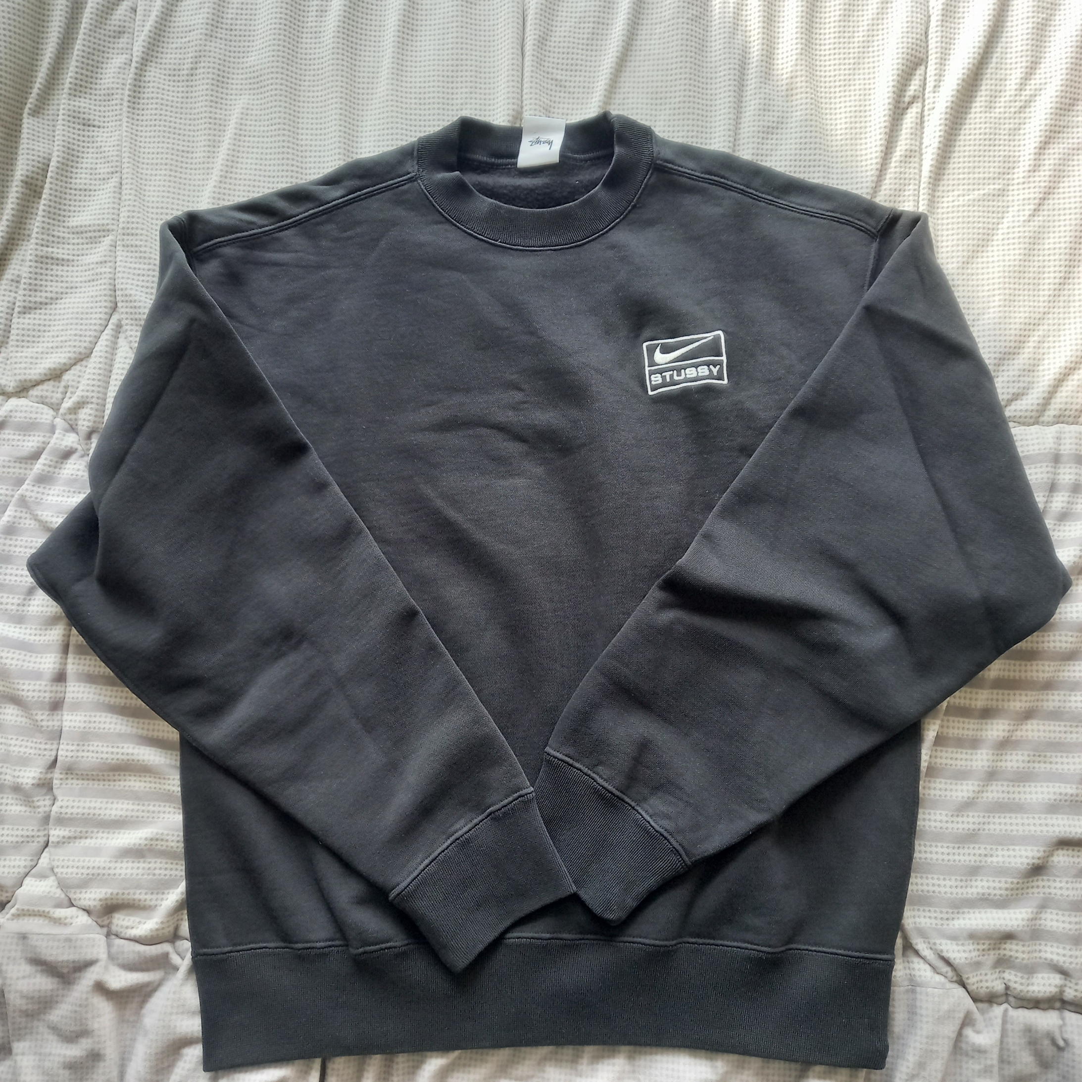 Nike x Stussy NRG Washed Fleece Crewneck Black (DO5310-010) 착용 스타일