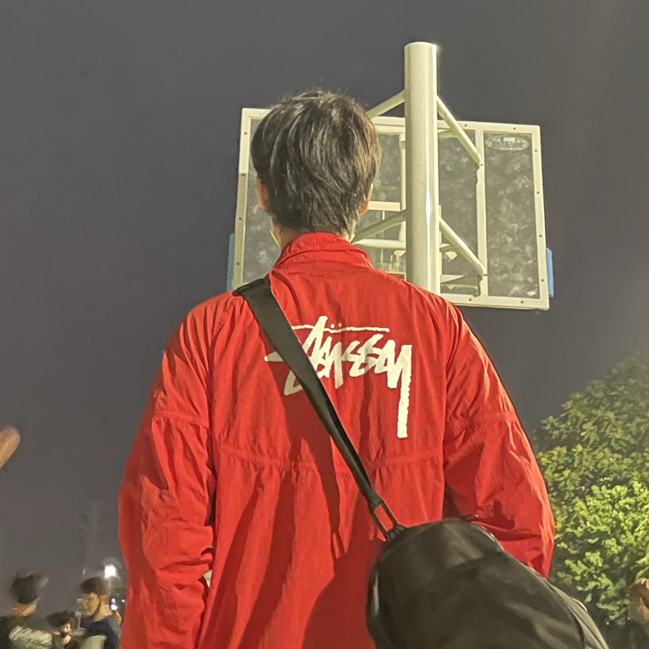 Nike x Stussy Windrunner Jacket Habanero Red 착용 스타일