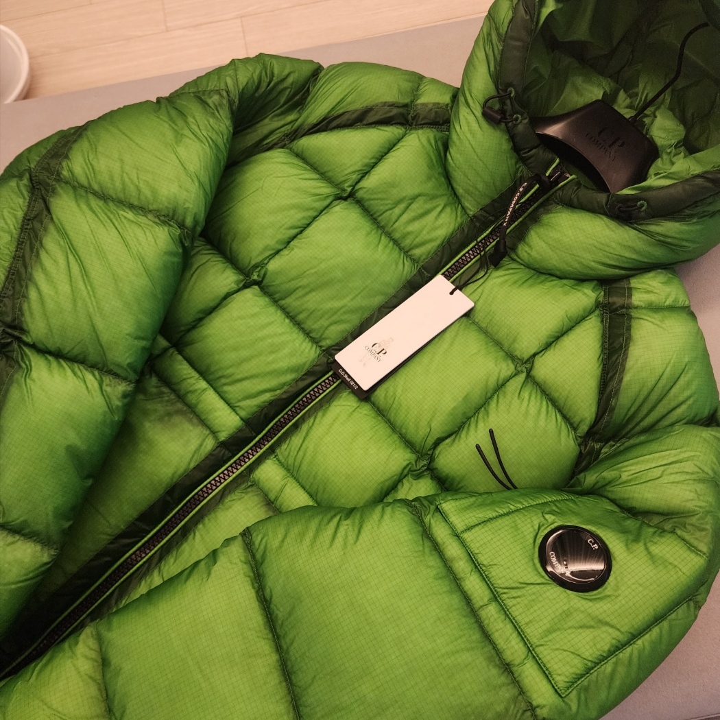 C.P. Company D.D. Shell Hooded Down Jacket Classic Green - 23FW 착용 스타일