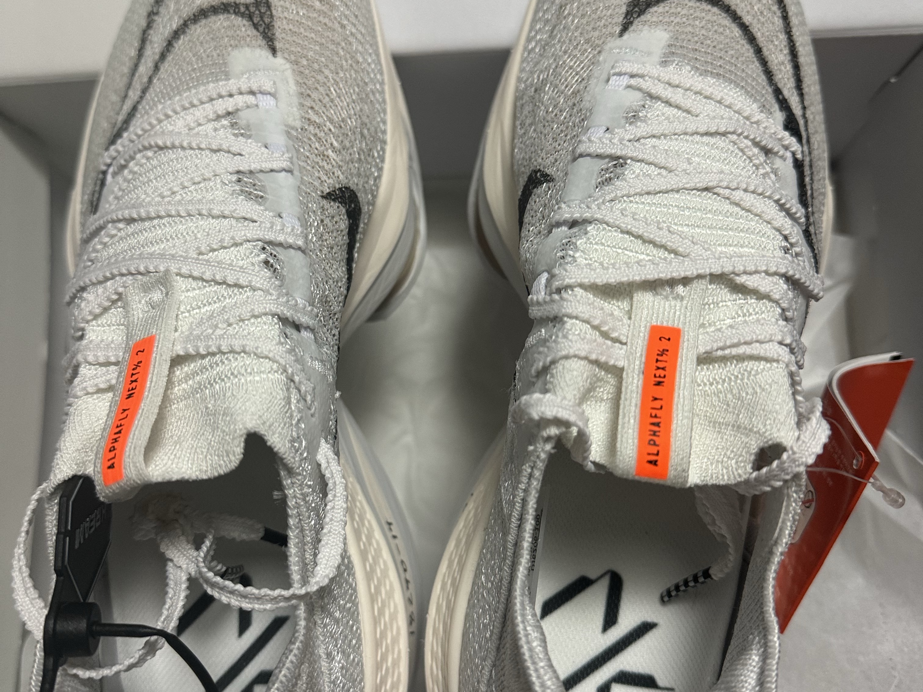 Nike Air Zoom Alphafly Next% 2 Proto White 착용 스타일 - 2