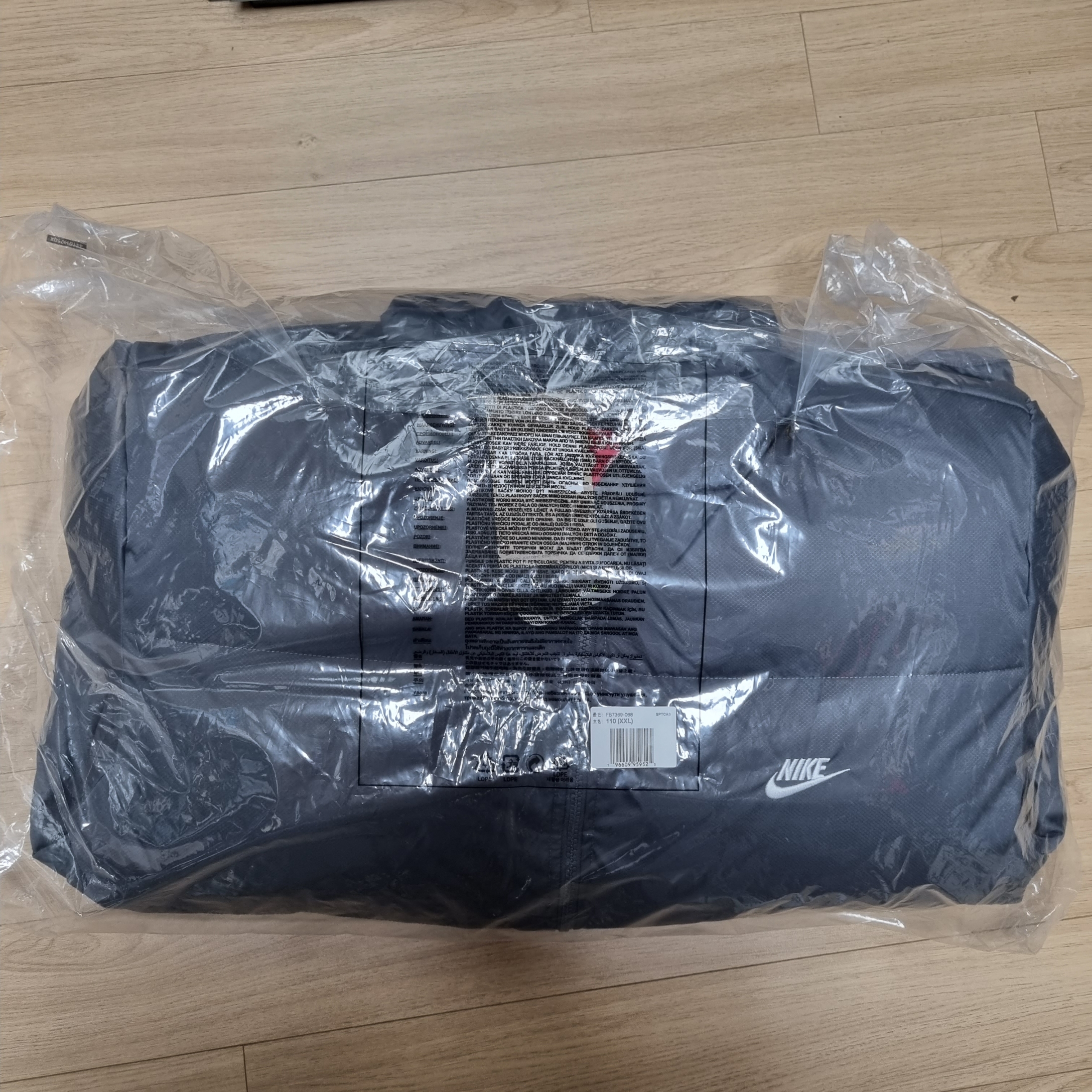 Nike NSW Puffer Jacket Iron Grey - Asia 착용 스타일