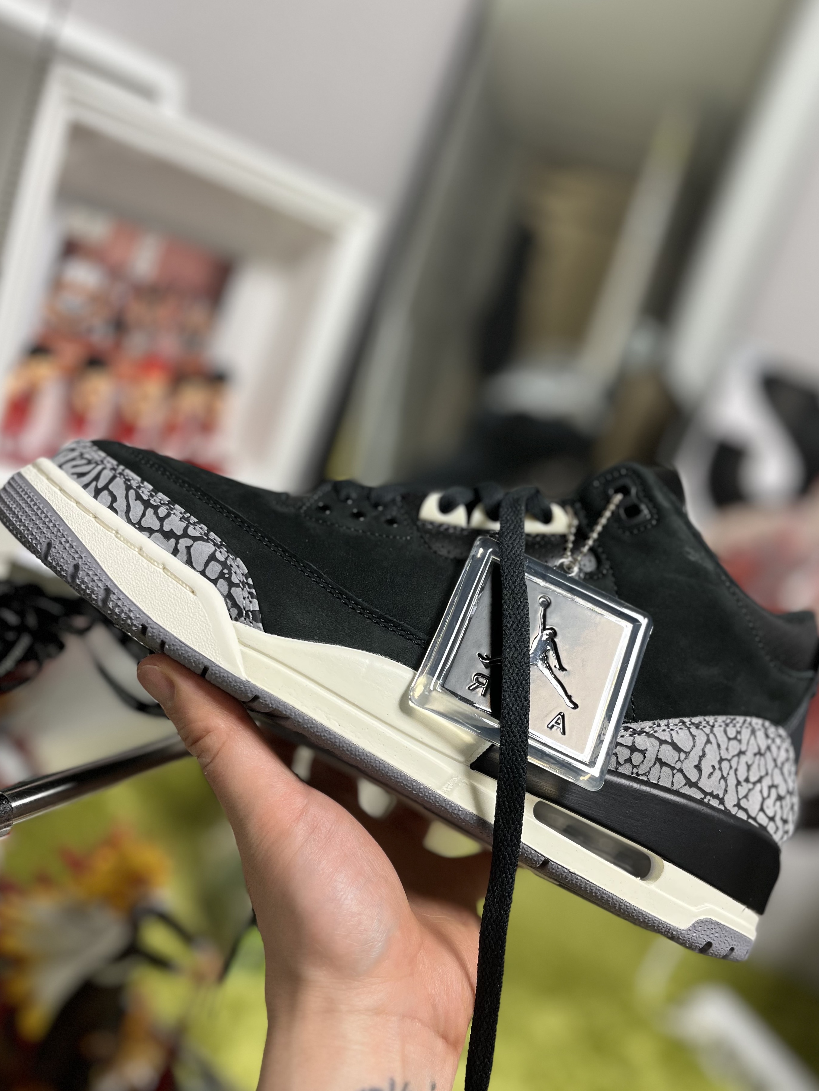 (W) Jordan 3 Retro Off Noir Black 착용 스타일 - 6