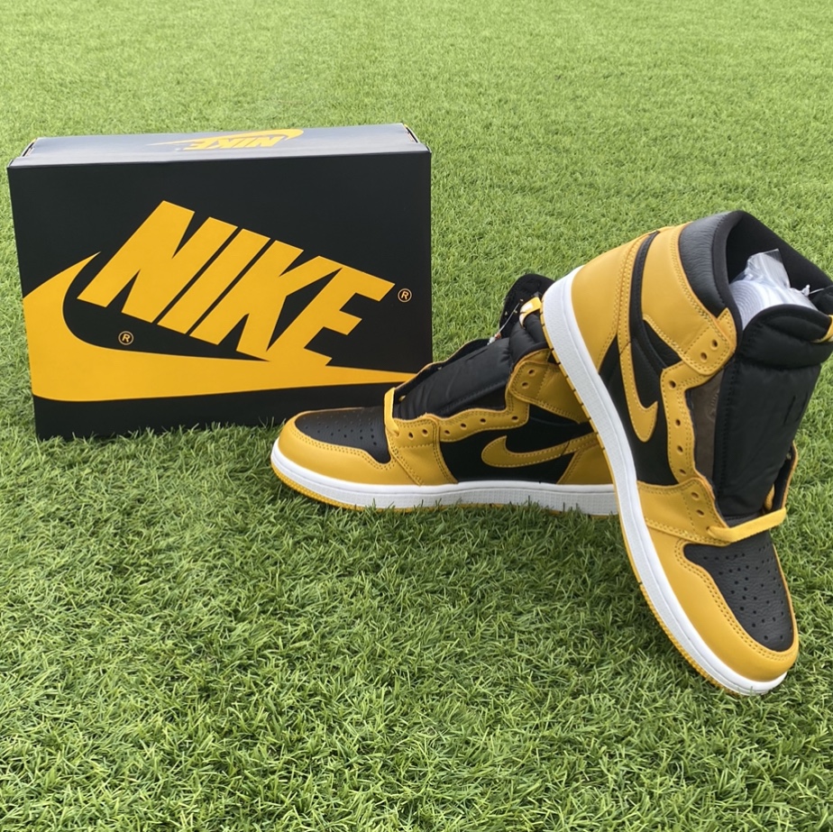 Jordan 1 Retro High OG Pollen 착용 스타일