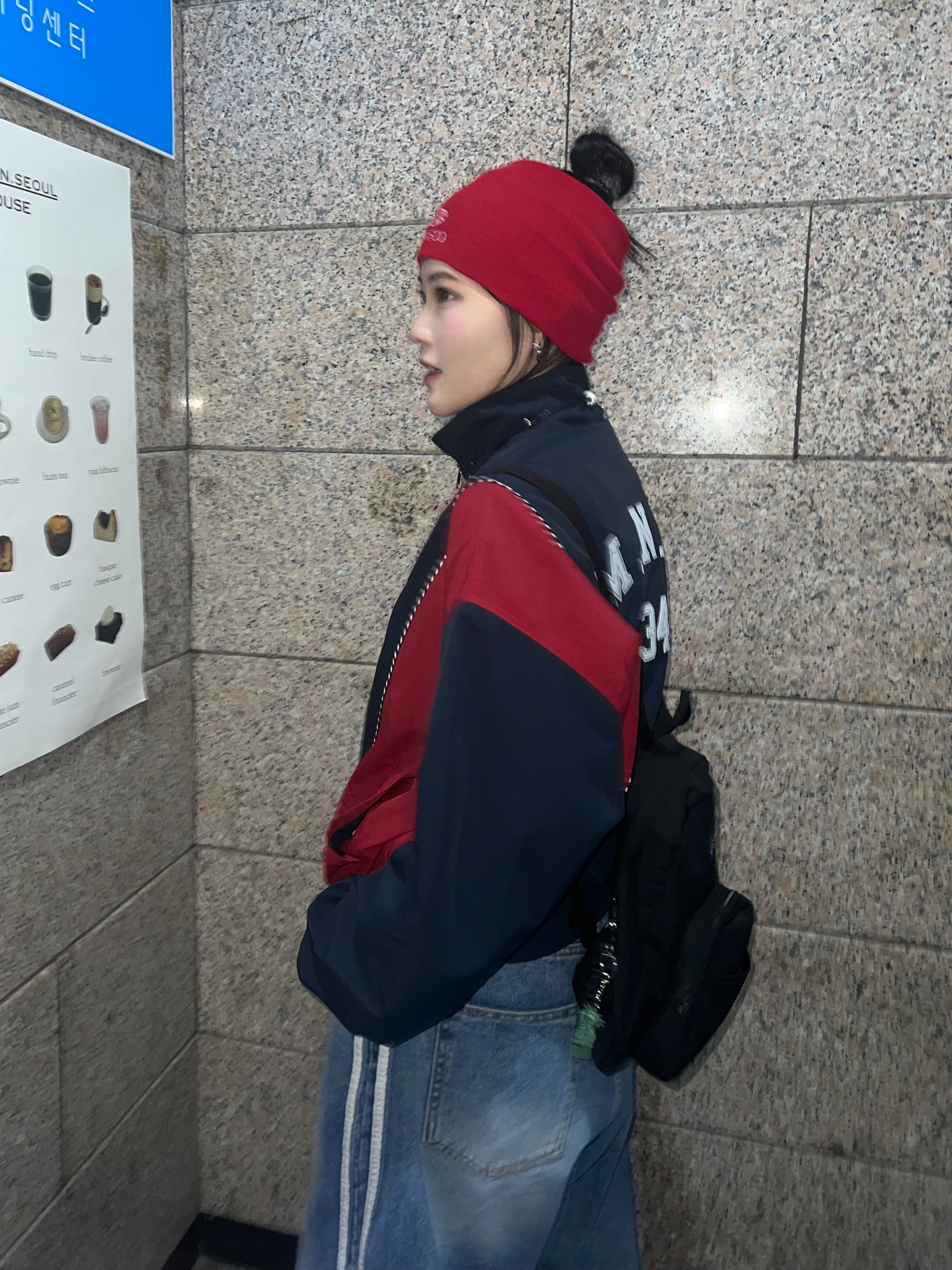 Jansport Half Pint Mini Backpack Black, Nike Air Force 1 '07 WB Flax 착용 스타일 - 5