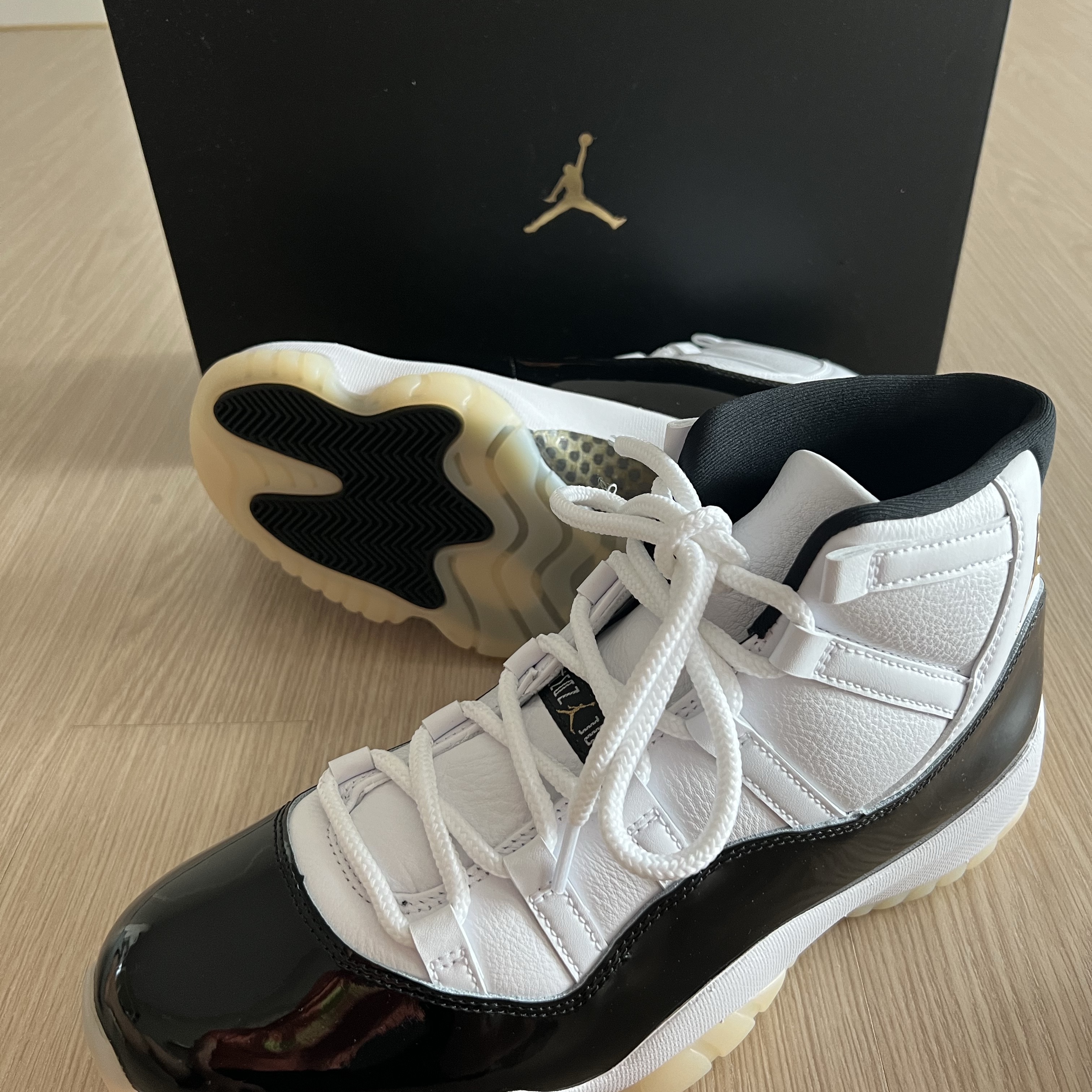 Jordan 11 Retro Gratitude 착용 스타일