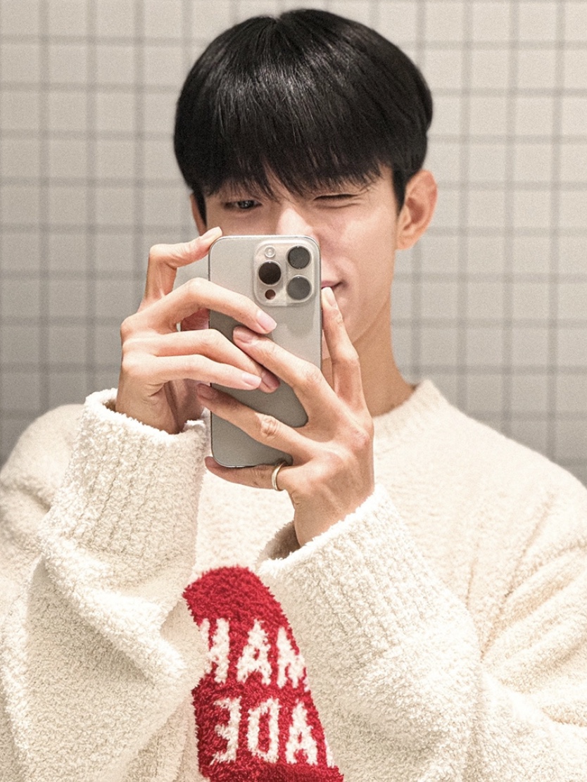 Human Made Cozy Sweatshirt White 착용 스타일 - 2