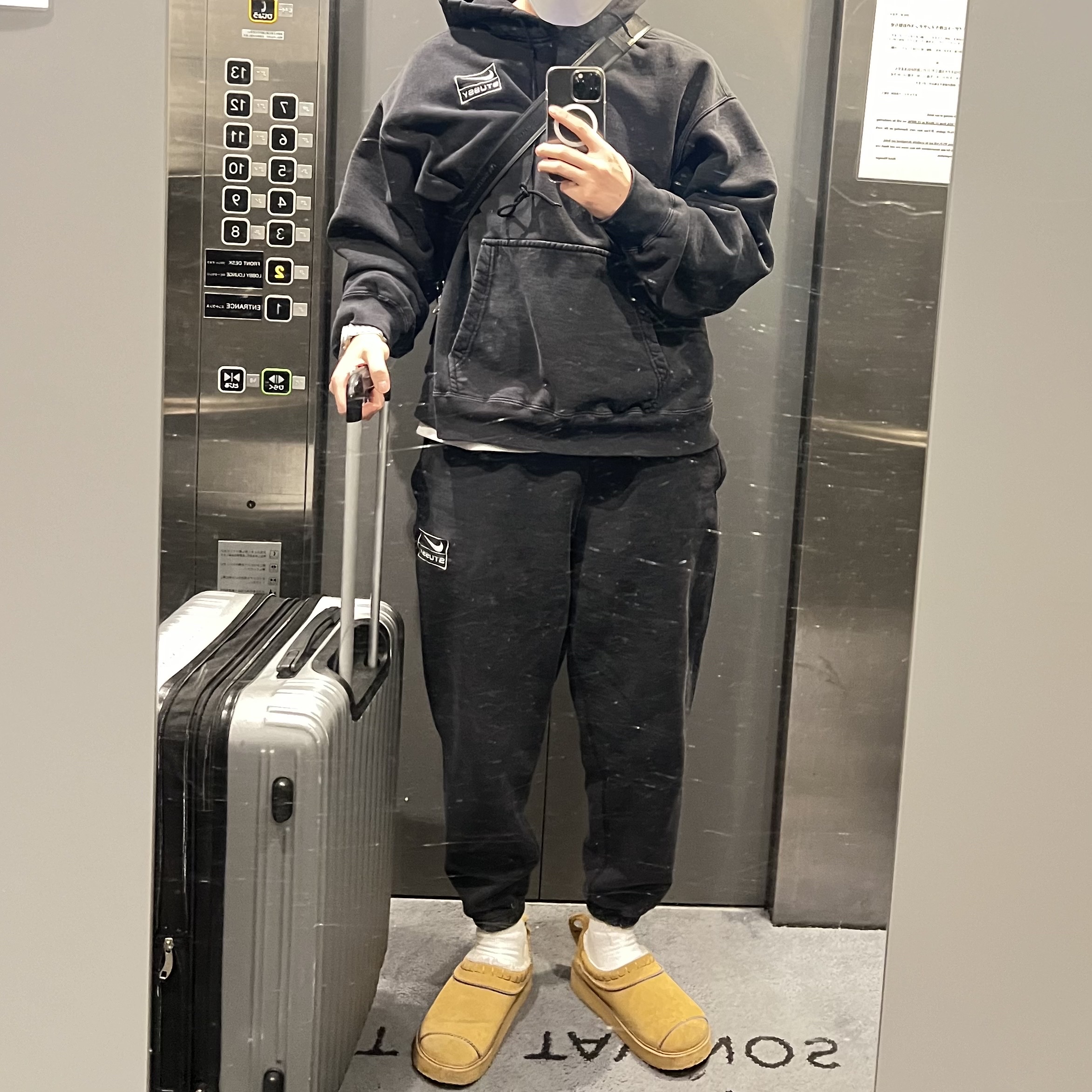 Nike x Stussy NRG RA Washed Pullover Hoodie Black (DN4028-010), Nike x Stussy NRG RA Washed Fleece Pants Black (DN4030-010) 착용 스타일