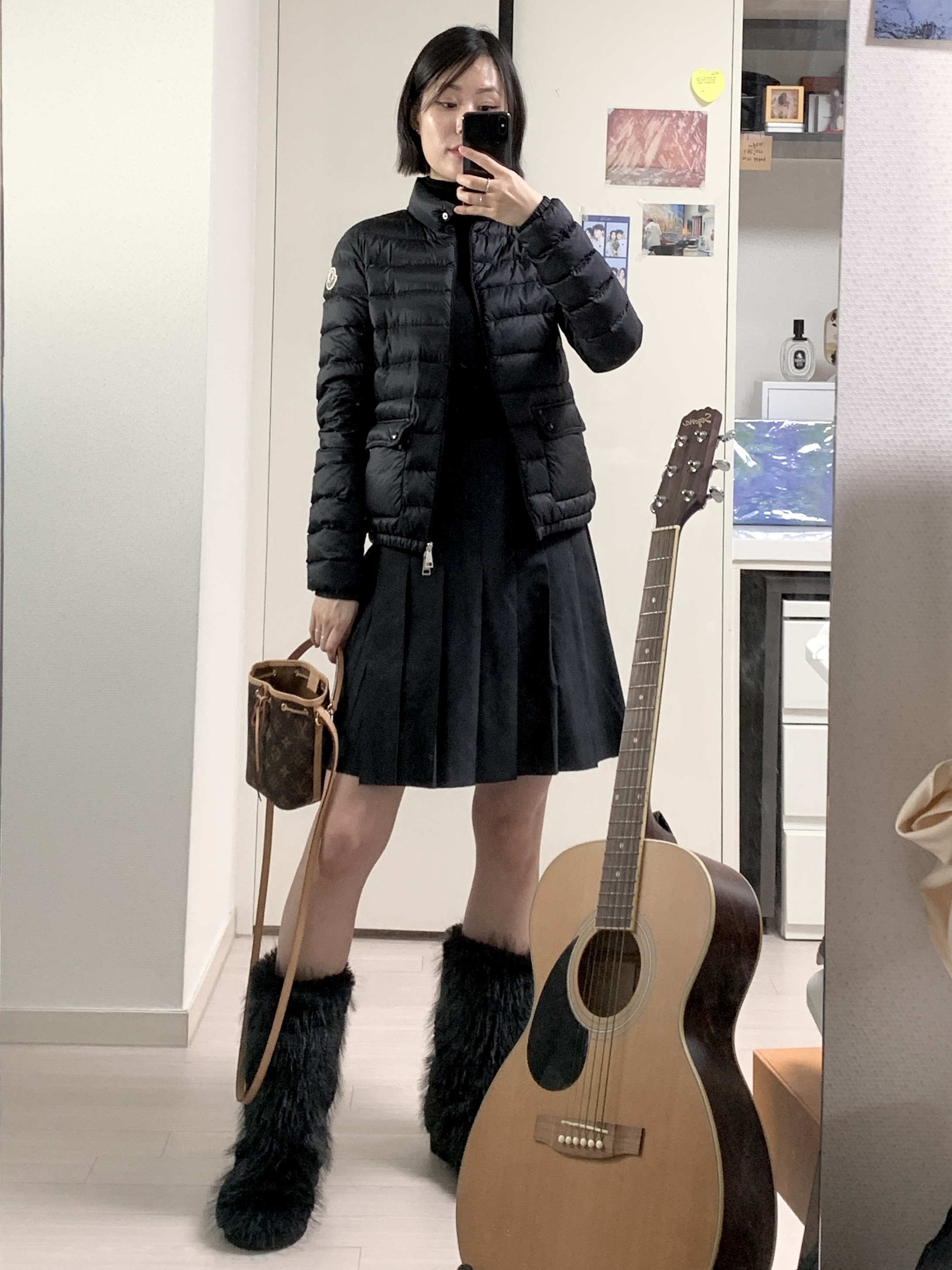 (W) Moncler Lans Short Down Jacket Black - 22SS, (W) Moncler Lans Short Down Jacket Black - 23SS 착용 스타일