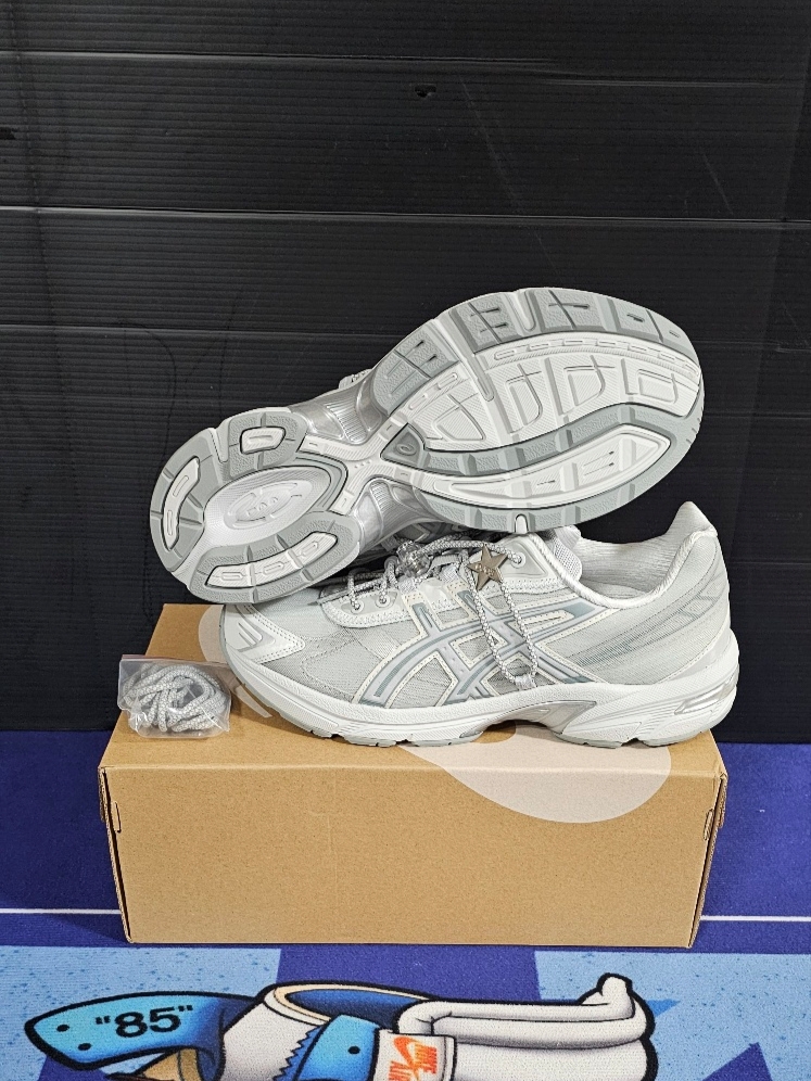 Asics x Atmos x Ojos Gel-1130 RE Glacier Grey Pure Silver 착용 스타일 - 4
