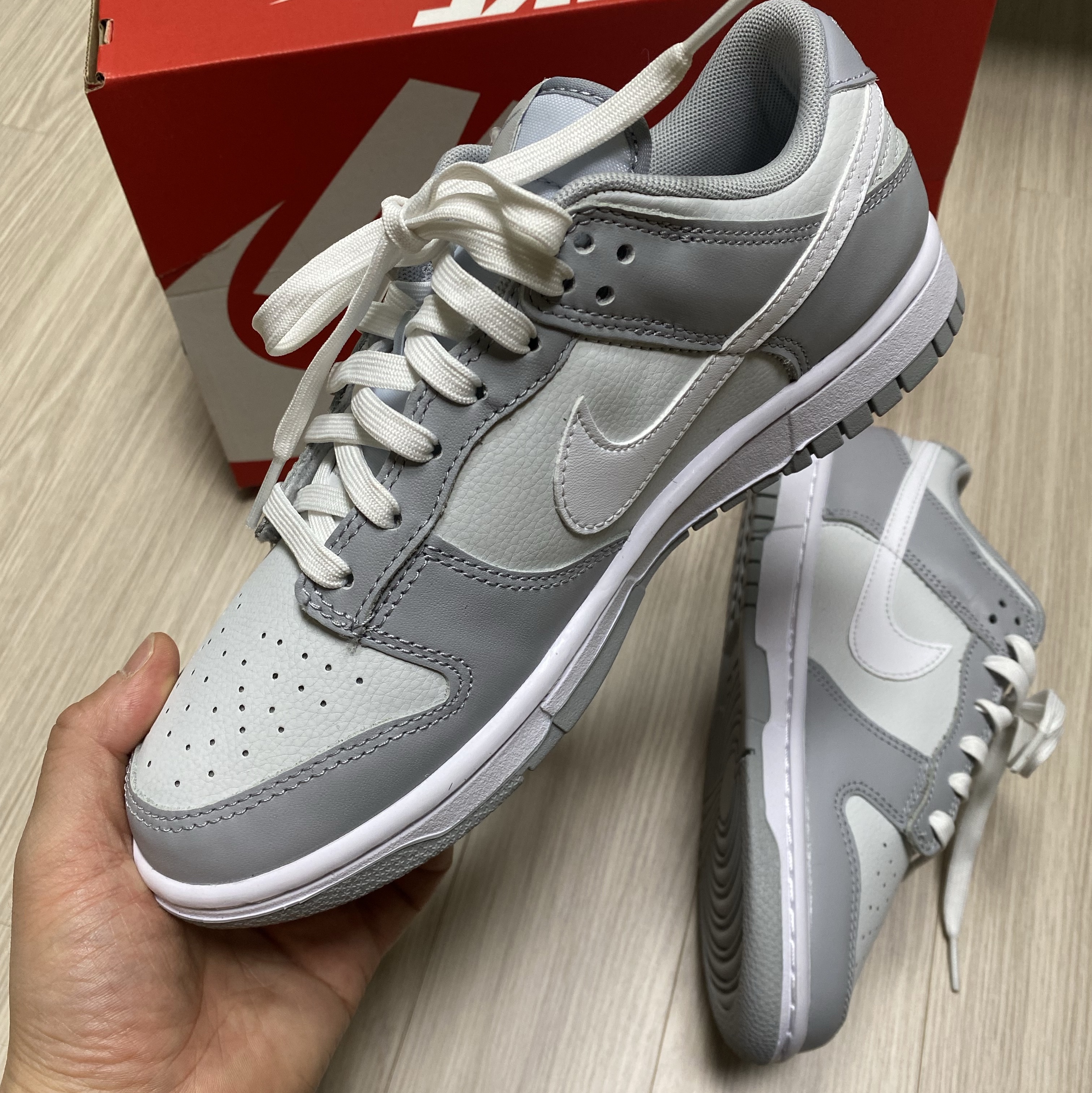 Nike Dunk Low Retro Wolf Grey 착용 스타일