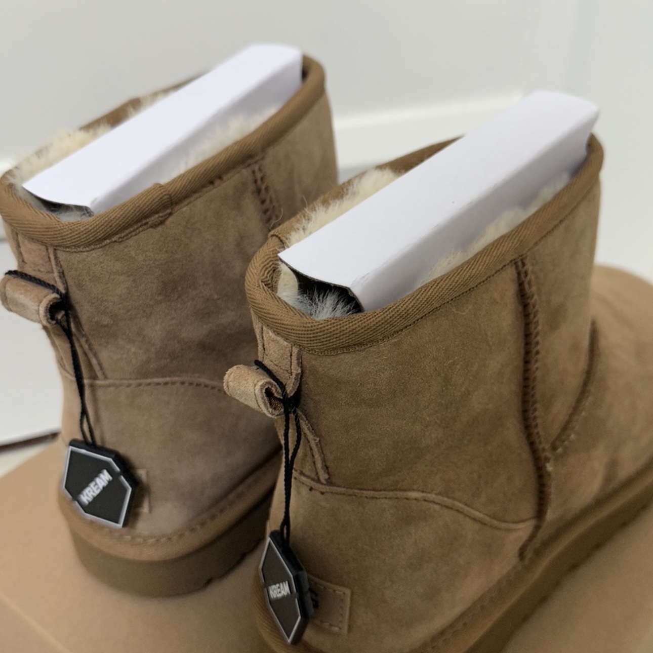 (W) UGG Classic Mini II Boots Chestnut 착용 스타일