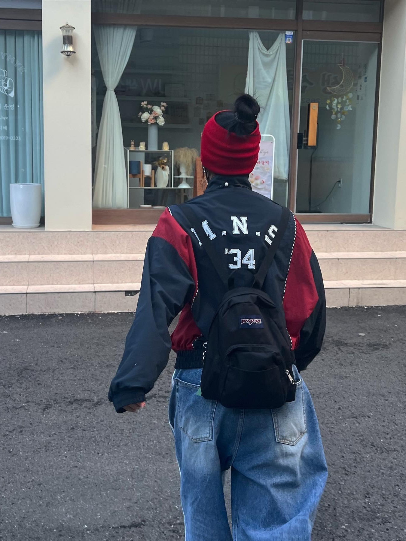 Jansport Half Pint Mini Backpack Black, Nike Air Force 1 '07 WB Flax 착용 스타일 - 4
