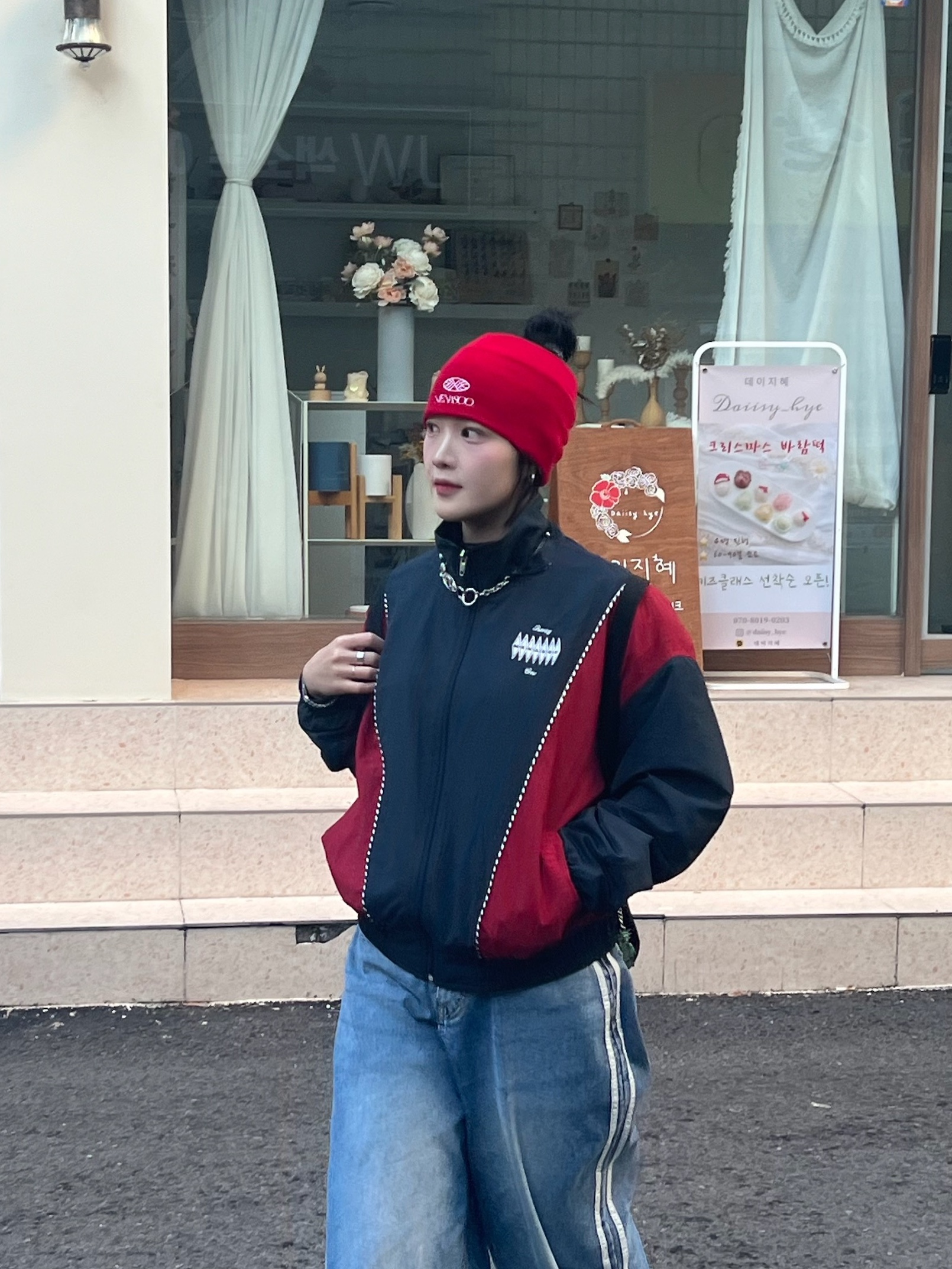 Jansport Half Pint Mini Backpack Black, Nike Air Force 1 '07 WB Flax 착용 스타일 - 3